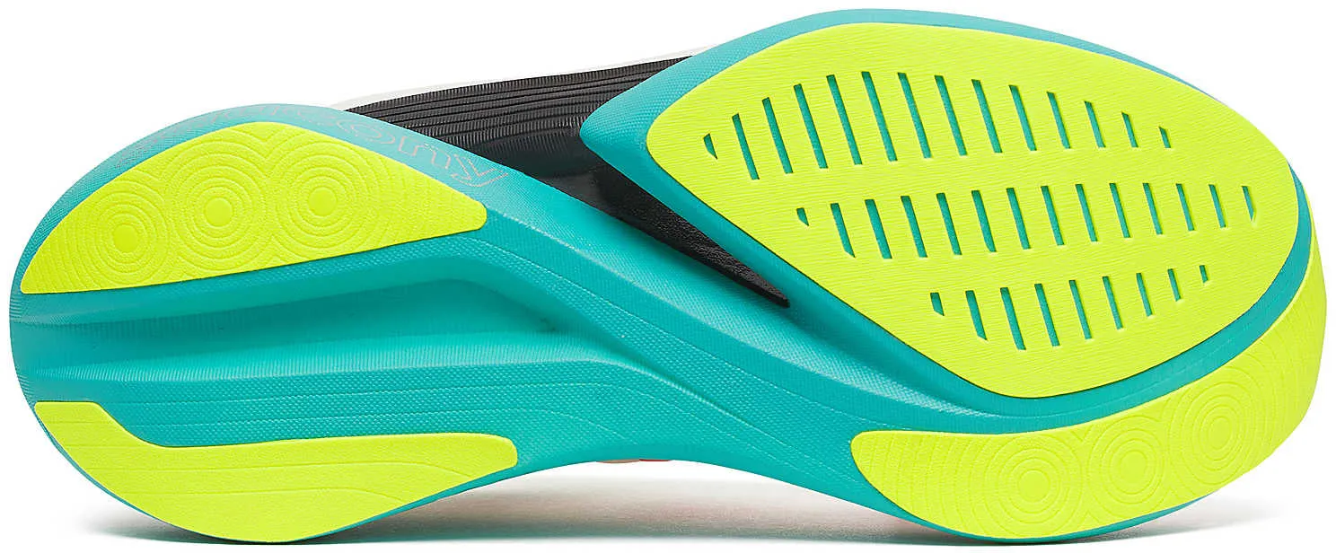 Saucony Endorphin Elite 2 Running Shoes - White lightweight - design running in a frozen lake area shoes