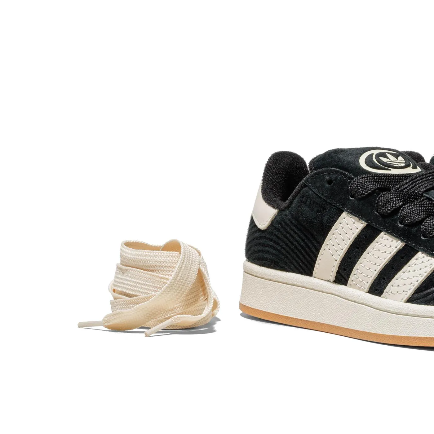 Dusk Run Adidas Originals Campus 00s W Core White/Core Black/Cream