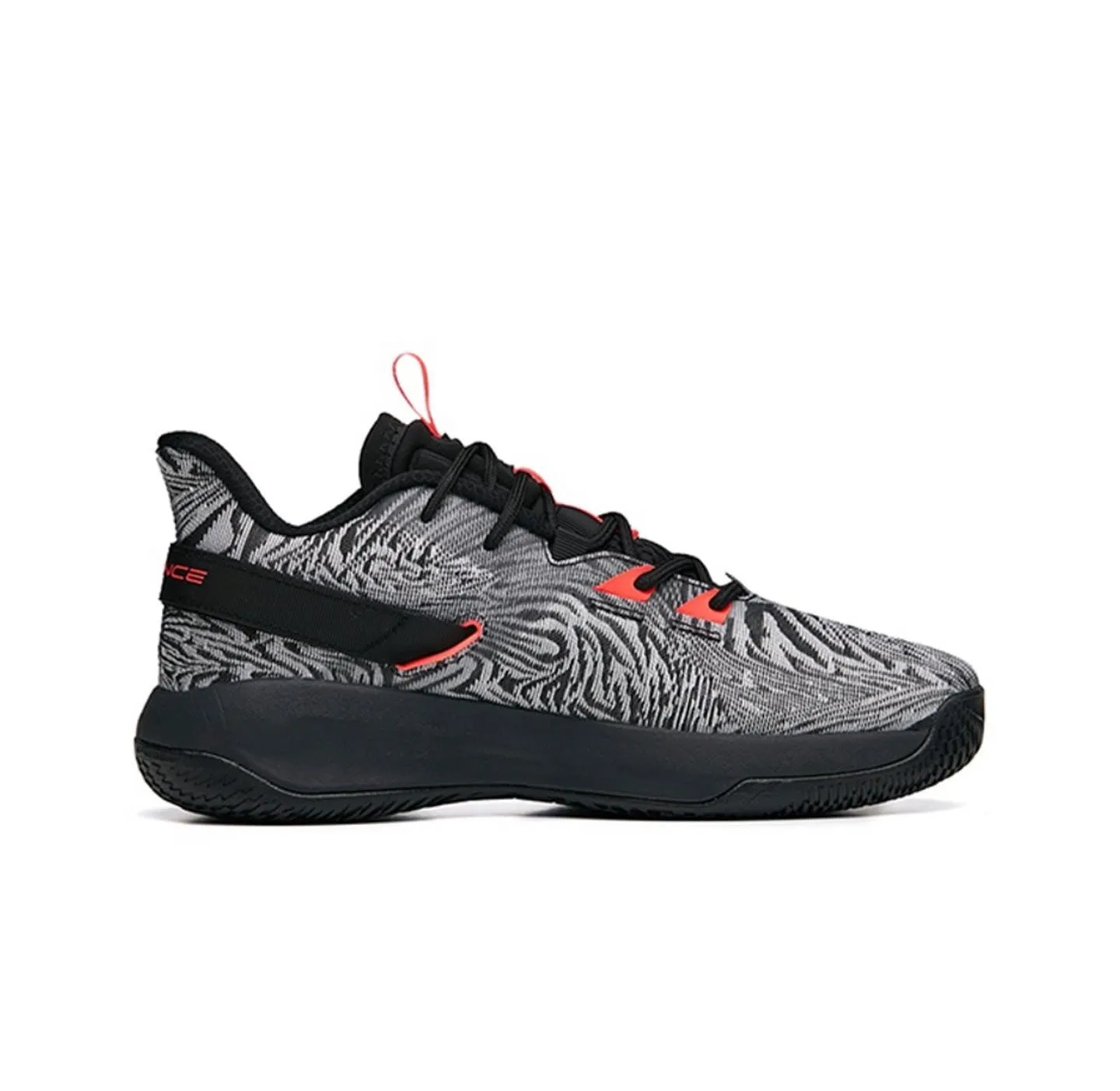 Endurance Agility Anta Gordon Hayward GH Swoops 2  - White/Black