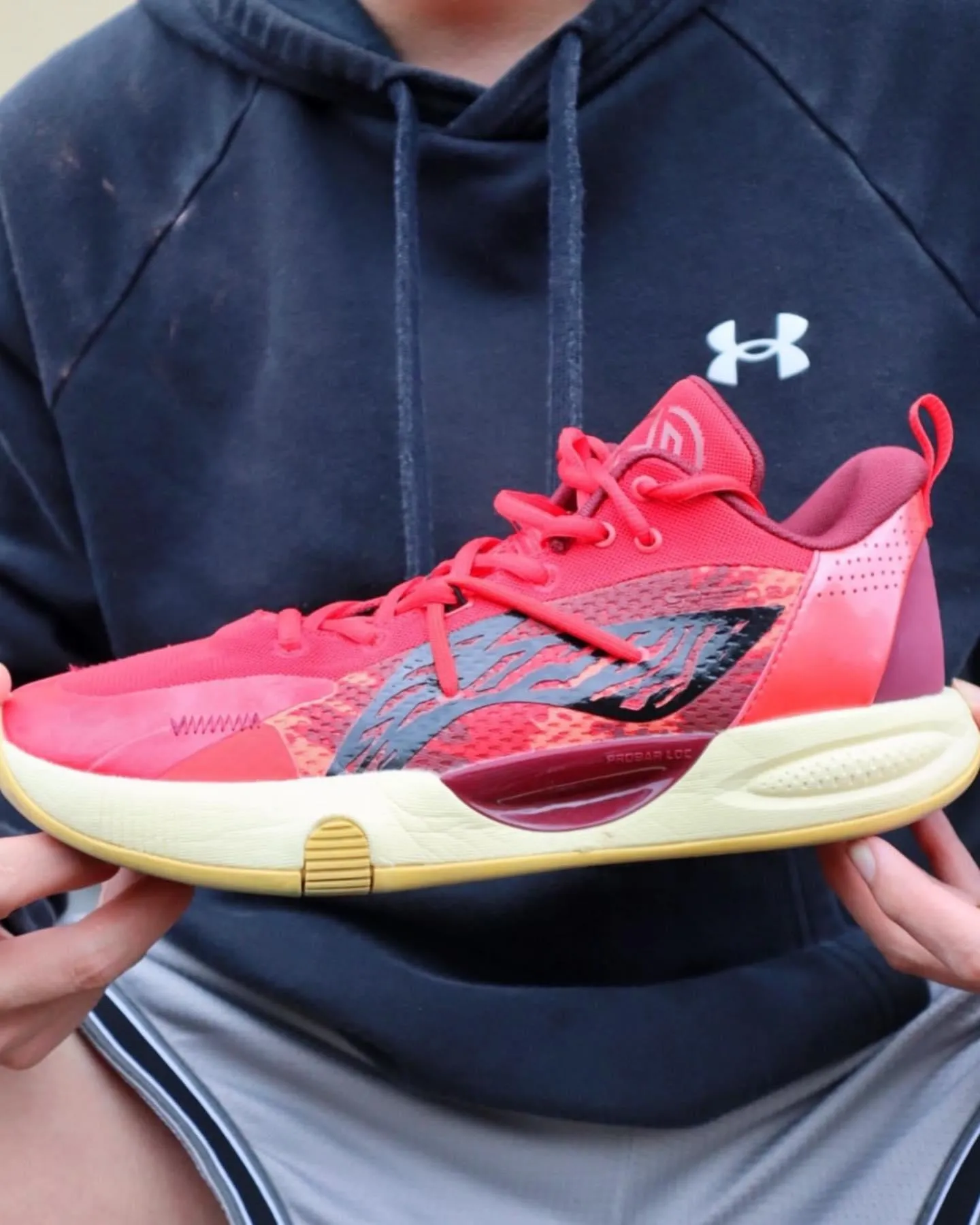 Flexible Reinforced Sidewall Construction Li-Ning Speed 8 Light Foam - Red