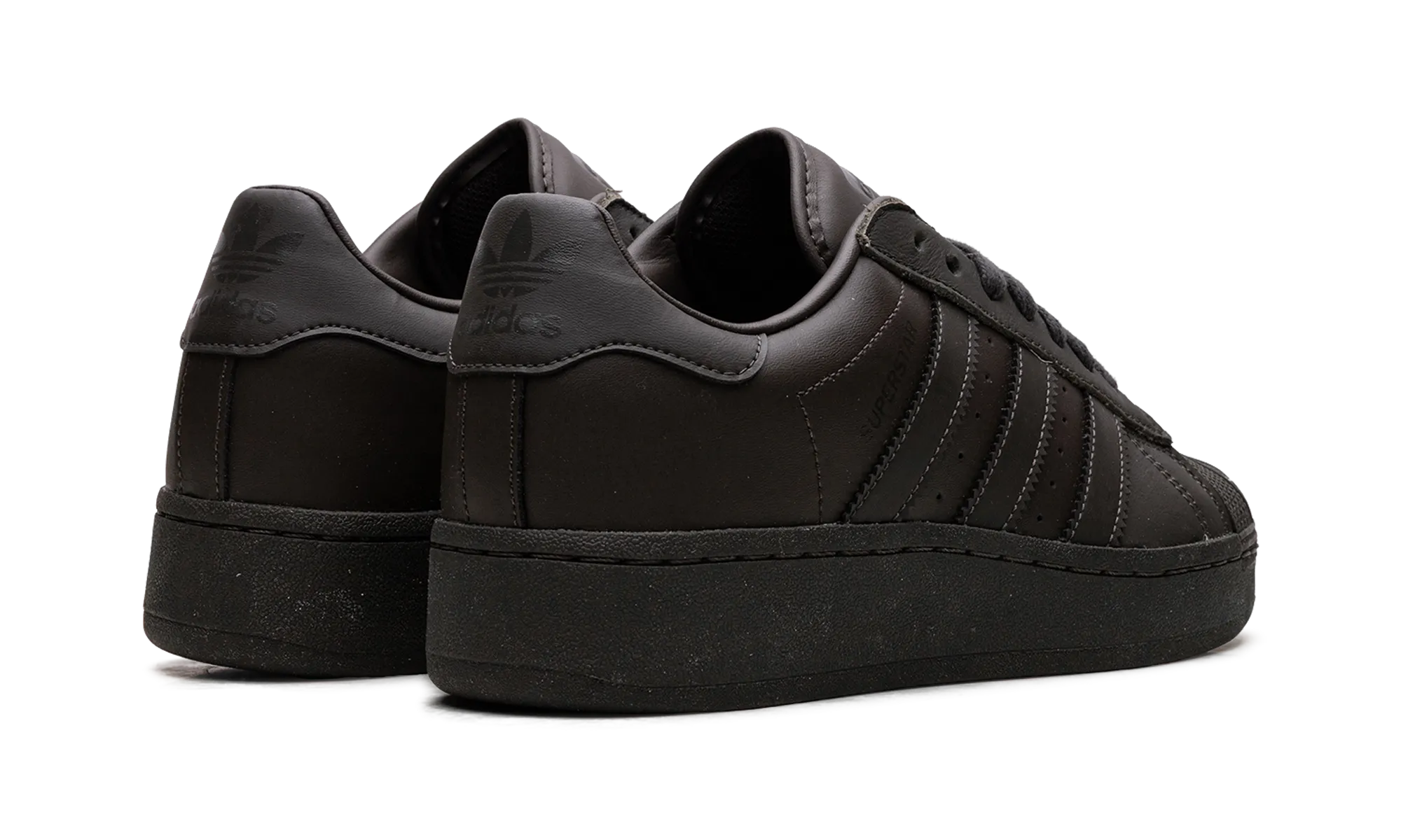 SUPERSTAR XLG "Black" Always Ready
