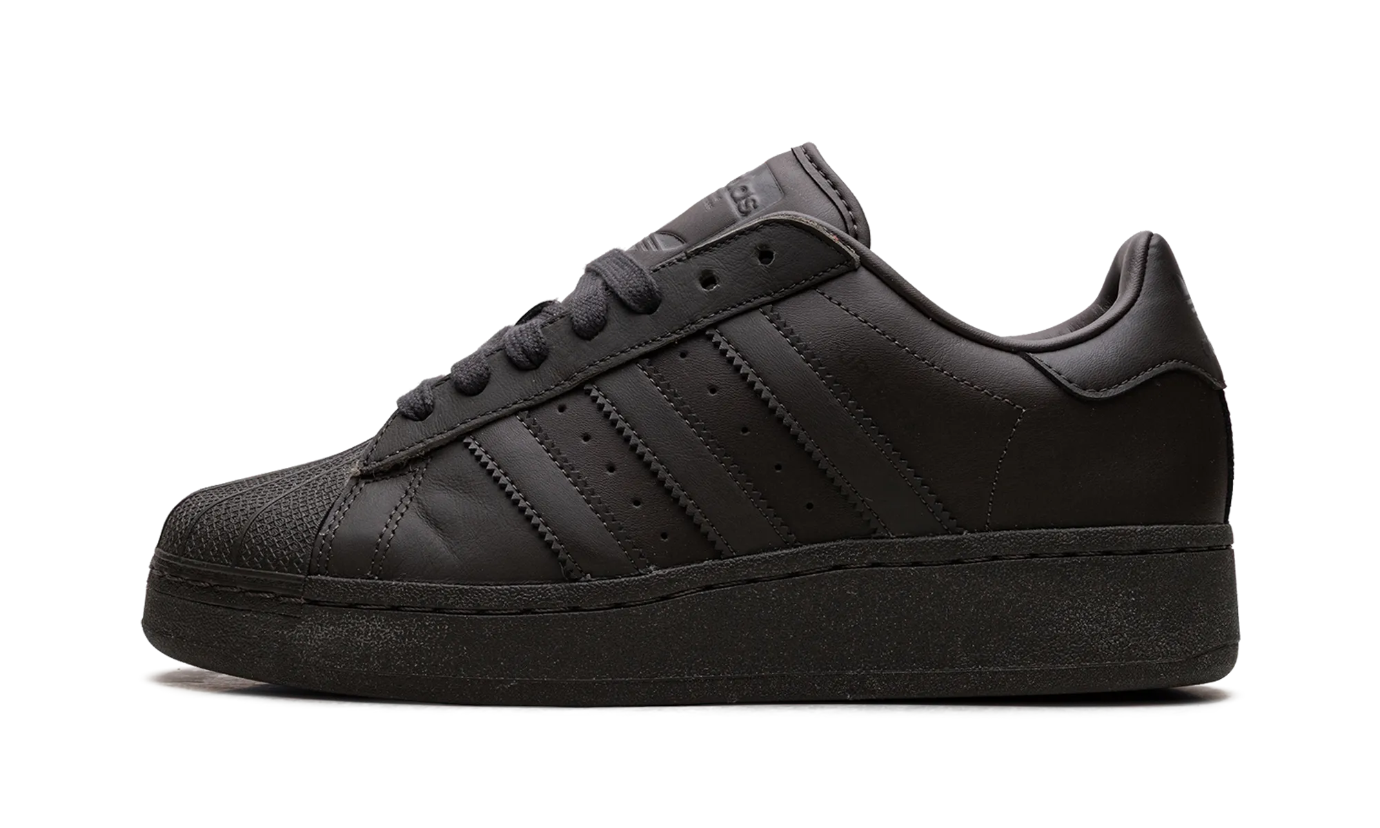 SUPERSTAR XLG "Black" Neat Style