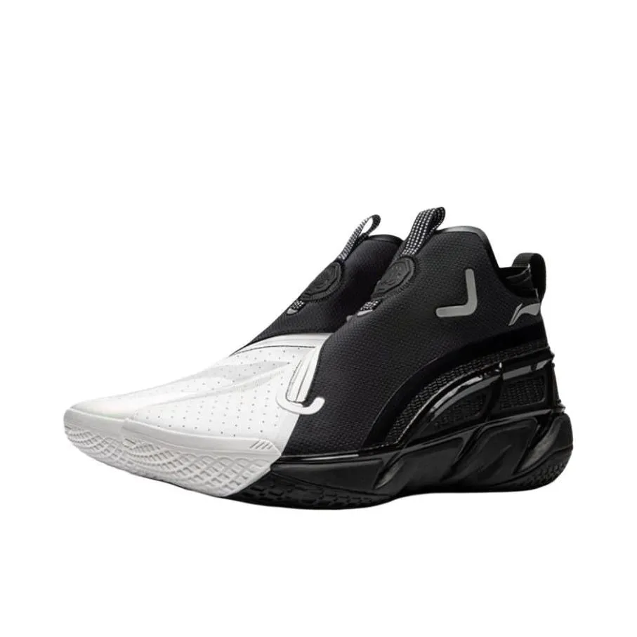 Li-Ning Badfive 4 WNTR - Black Secure Wrap Fit Waterproof Material