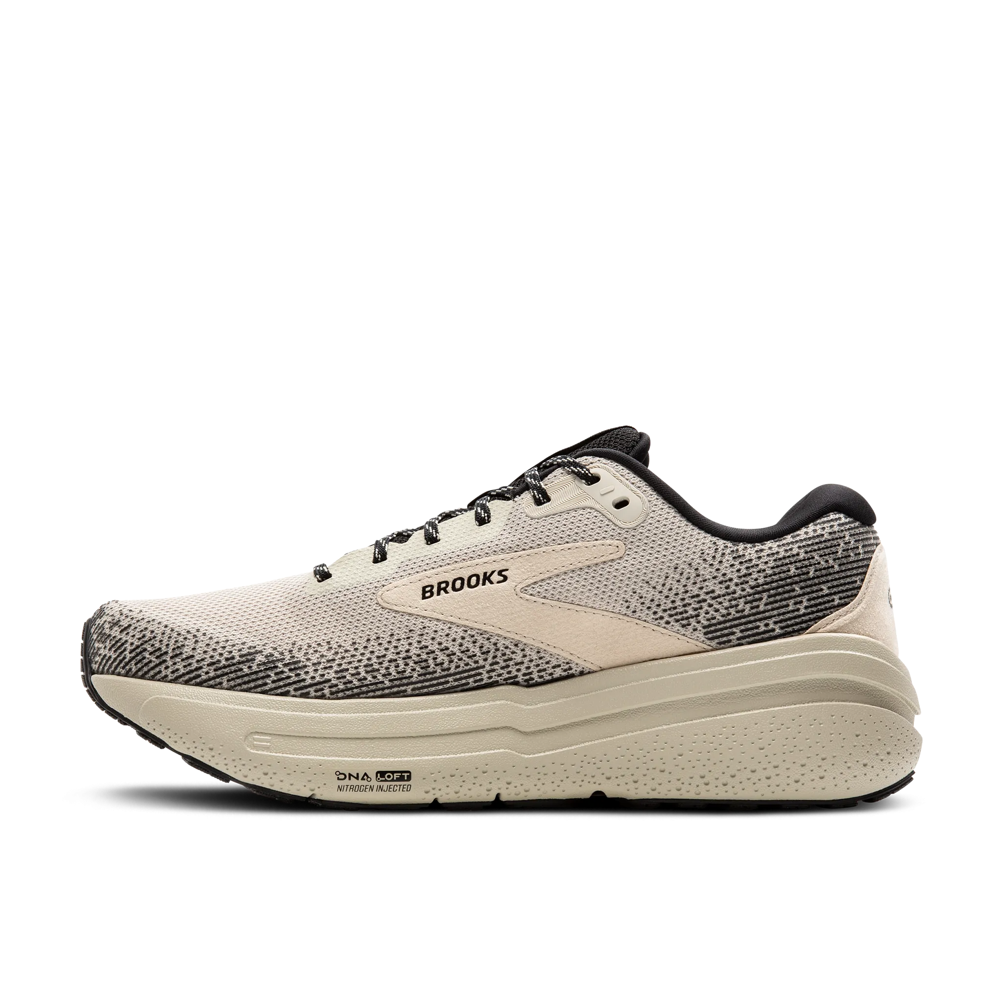 lightweight shoe traits Men's Ghost Max 2