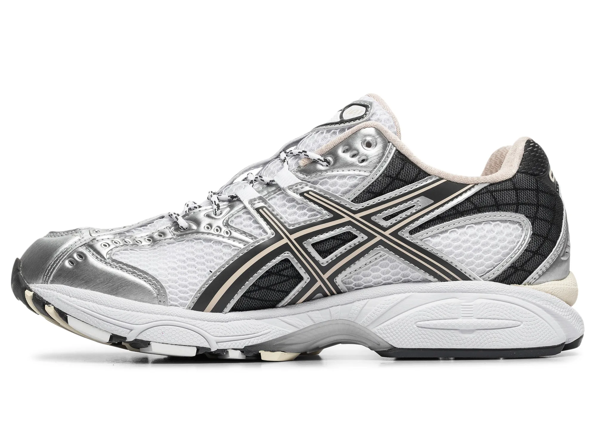 Plush Multi Panel Upper Asics Gel-Nimbus 10.1 'White / Obsidian Grey'
