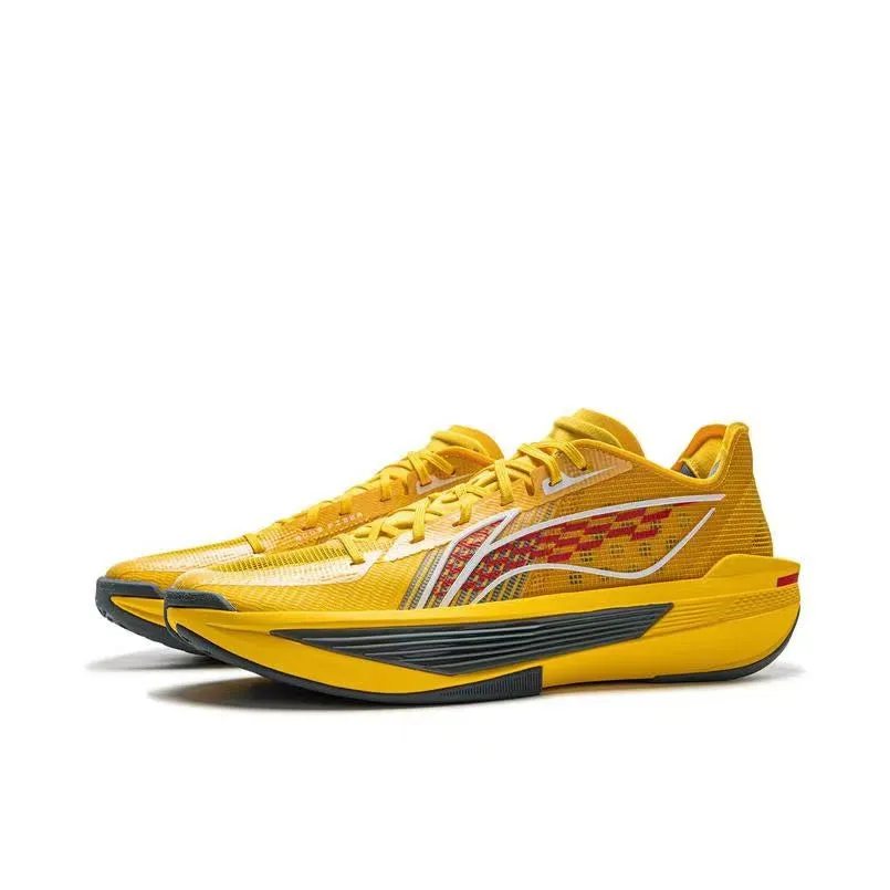 Li-Ning Ultra Light 2025 Supercar Club - Yellow Fast Reaction Airflow channels