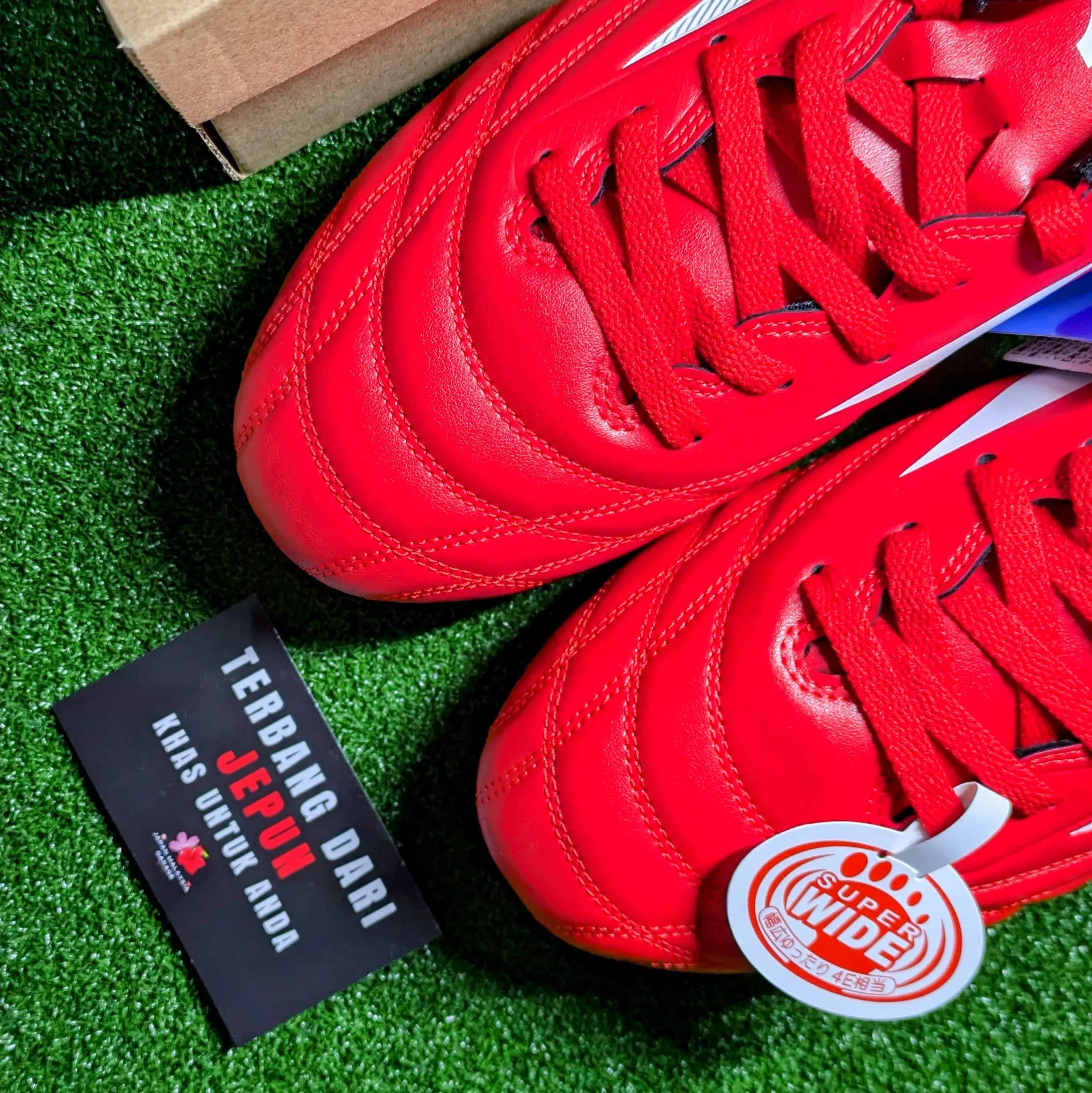 Mizuno Waitangi 2 CL(Red/Black) Pivot Zone Clean Pivot