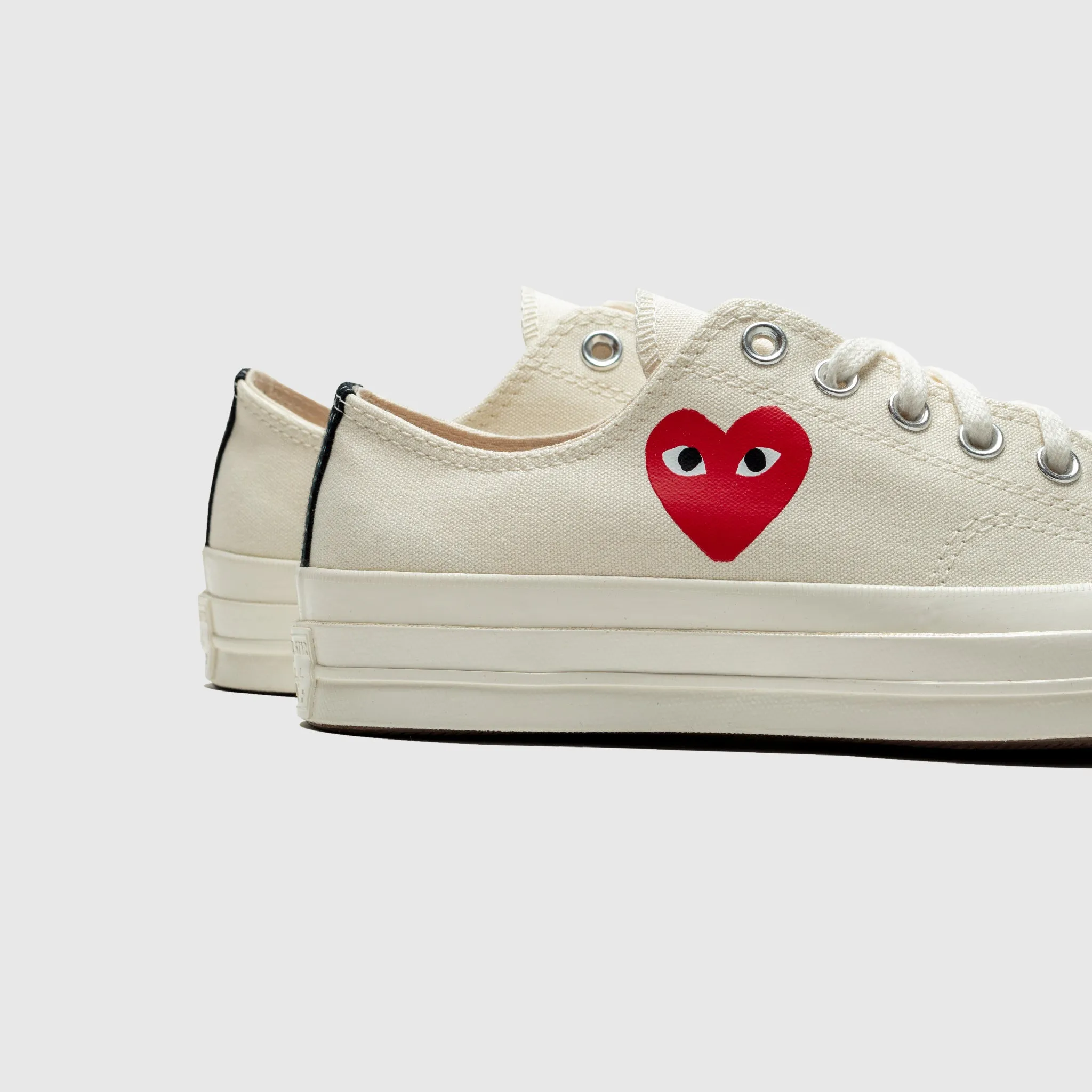 Anti Odor Technology Thermal Insulation CHUCK TAYLOR ALL-STAR '70 LOW "MILK SINGLE HEART"