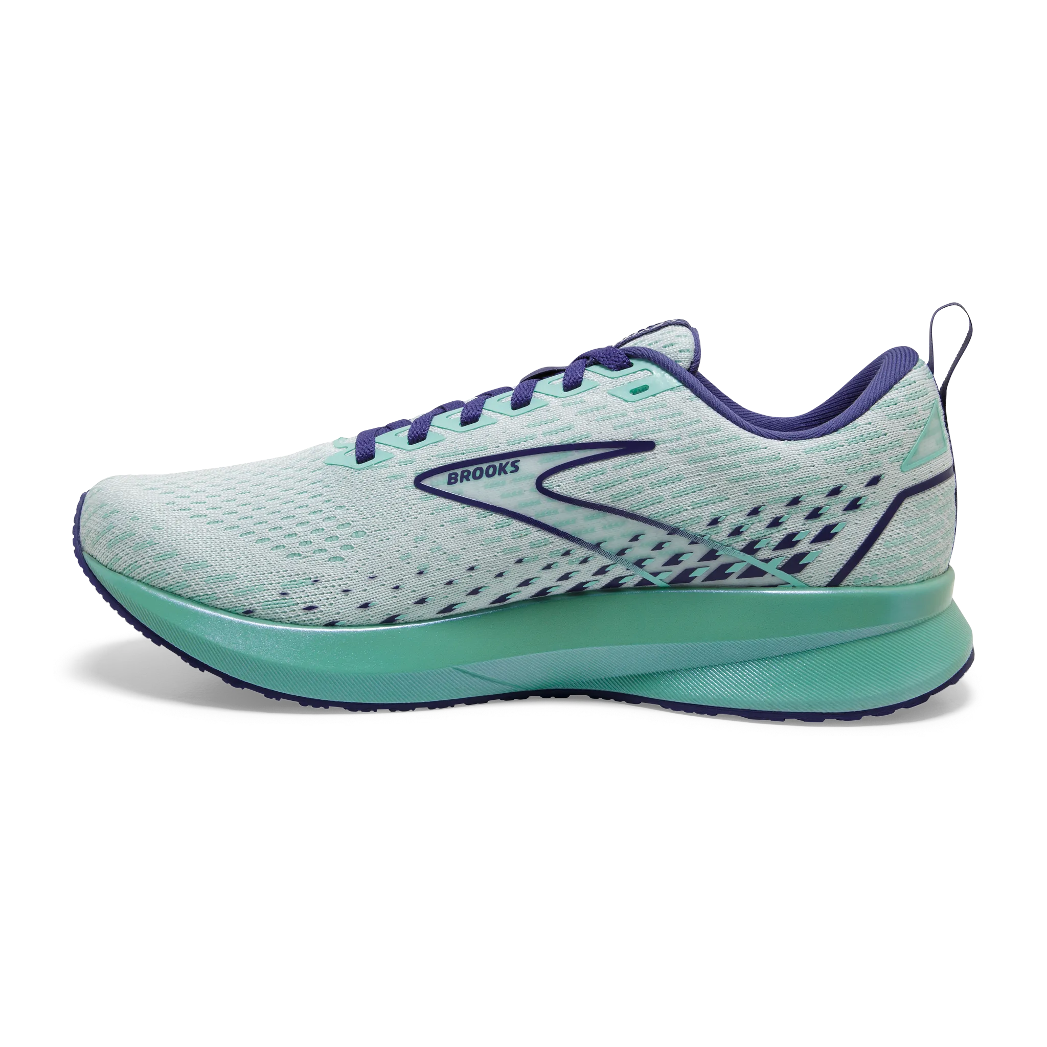 stylish aesthetics shoes Women's Levitate 5