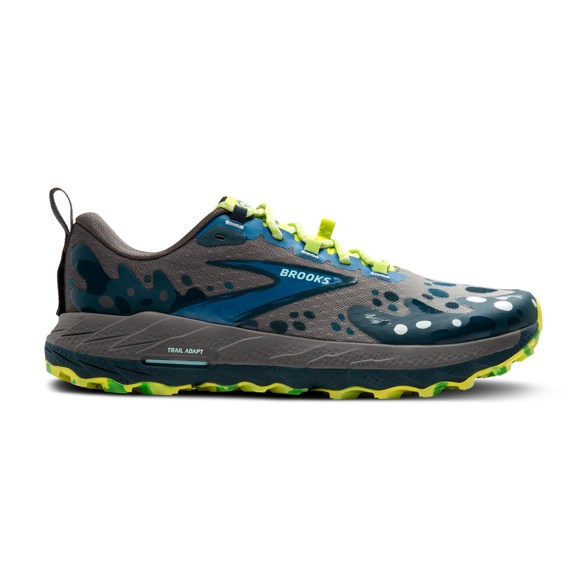 Men's Extra Butter x Cascadia 18 running in forests