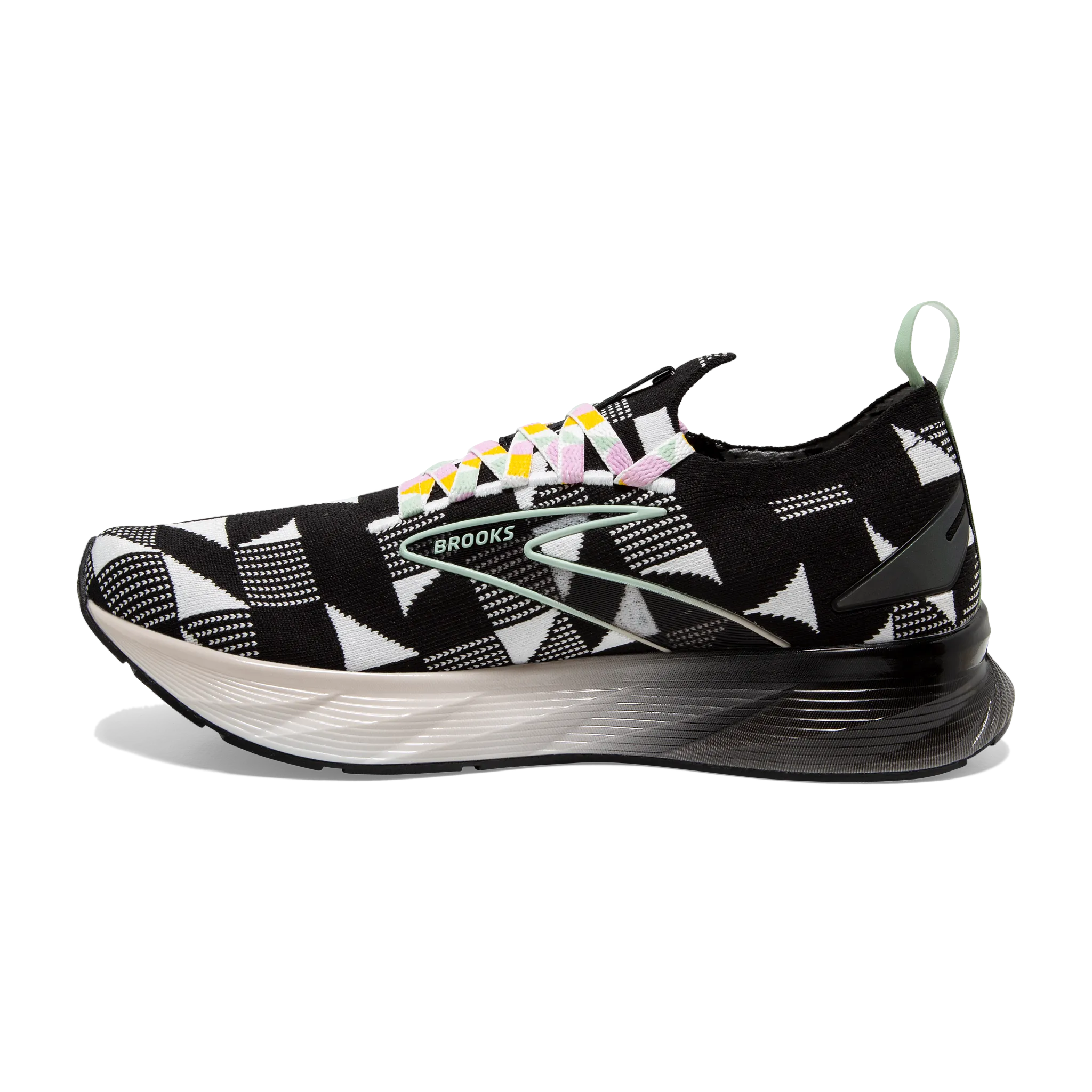 Dust - resistant Men's Levitate StealthFit 6