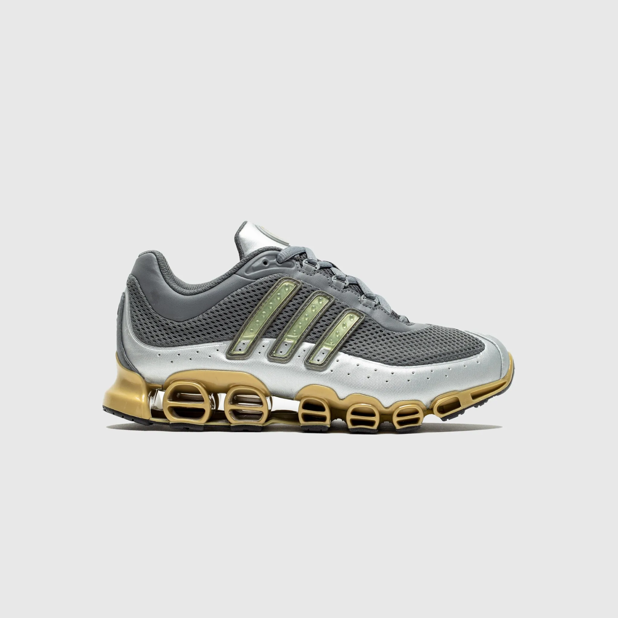 Sand Move Shock Absorbing MEGARIDE "20TH ANNIVERSARY"