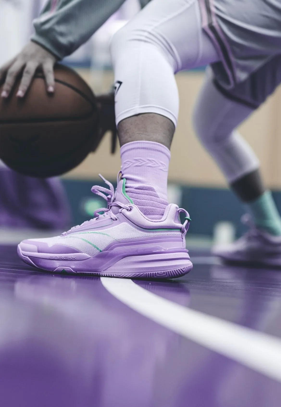 Reactive Support 361 Degrees DVD1 Spencer Dinwiddie Basketball Sneakers - Digital currency