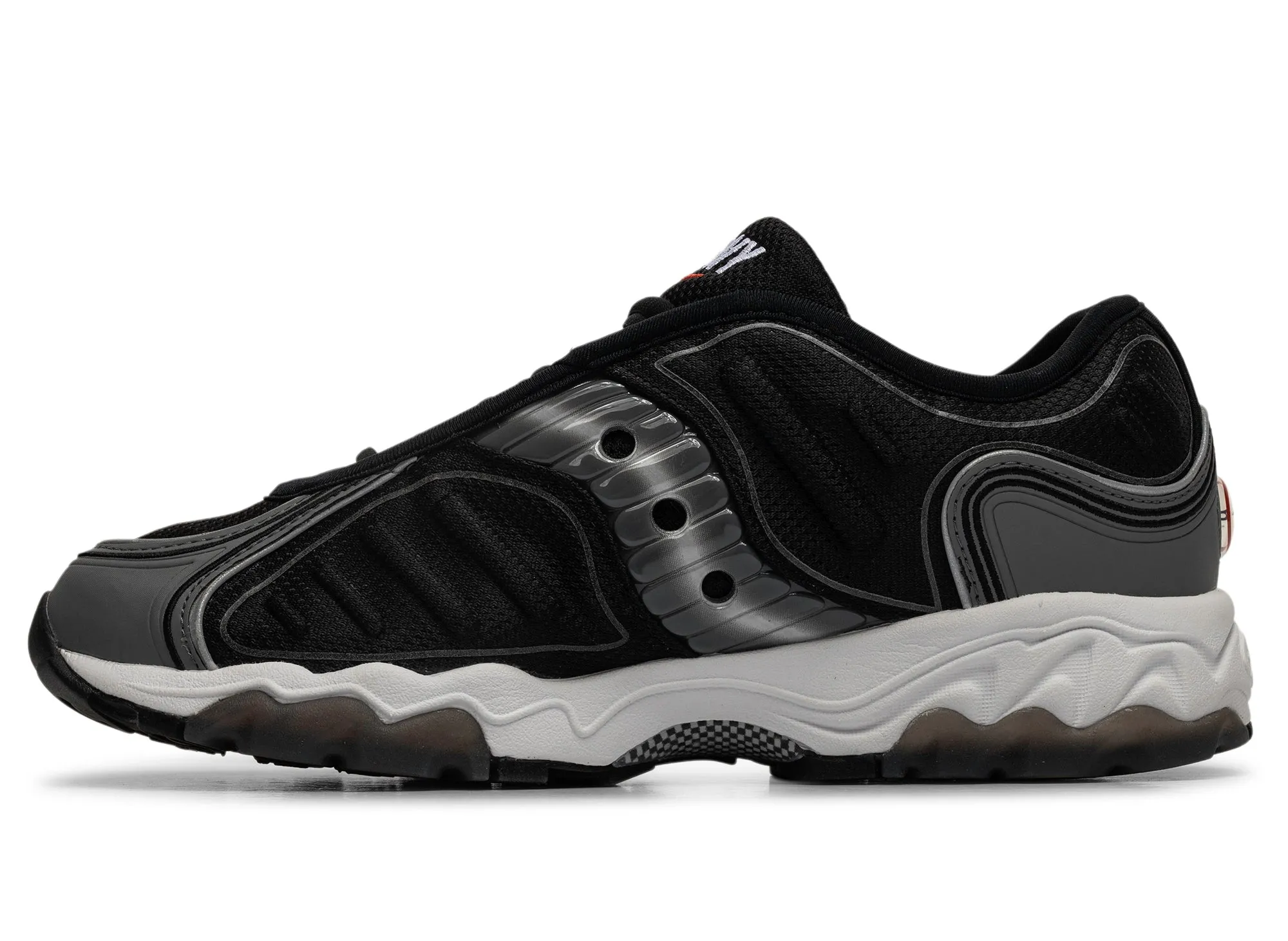 Saucony Matrix Professional - athlete brooch - decorated running shoes
