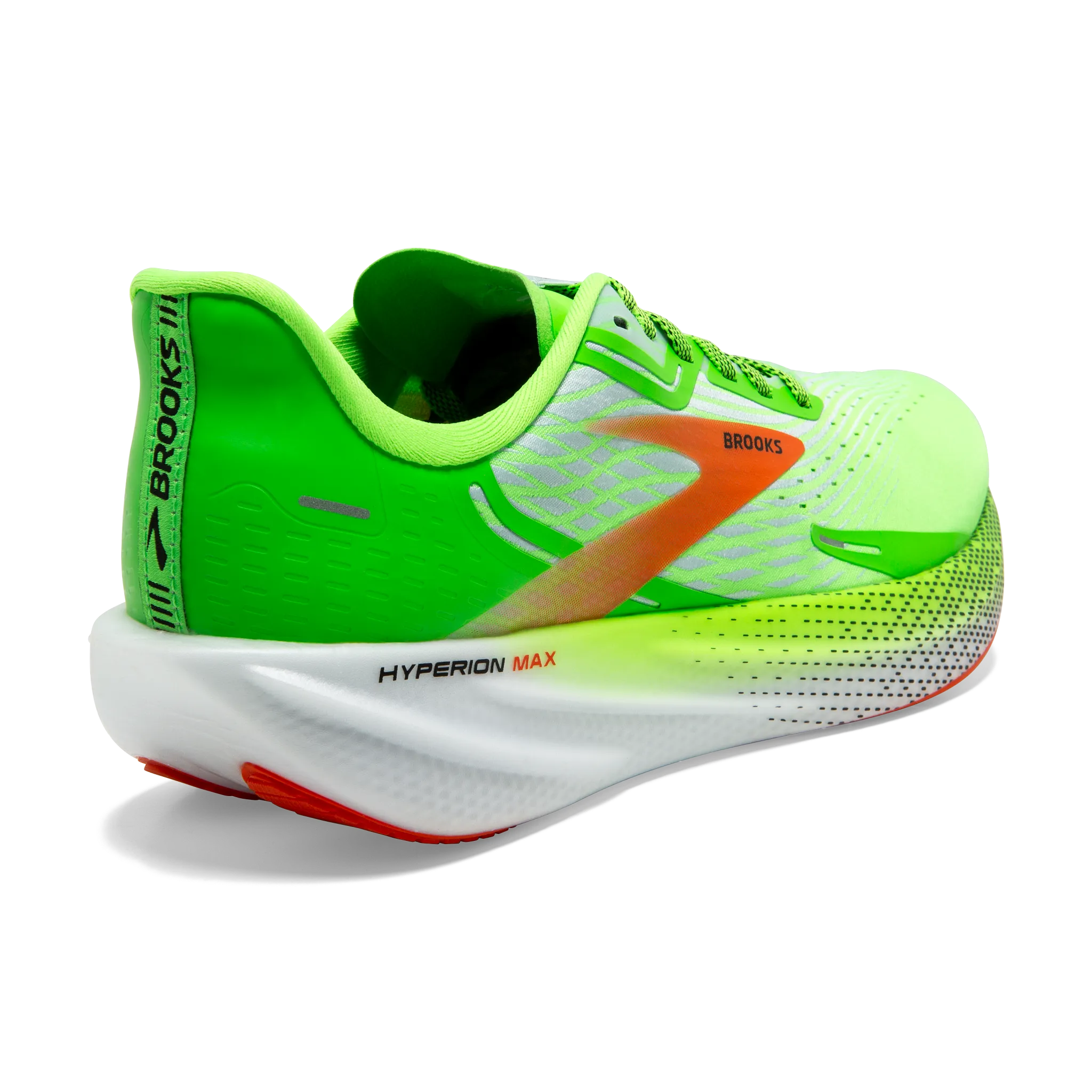 Airflow Ventilation Tech running on a sand track shoes Men's Hyperion Max