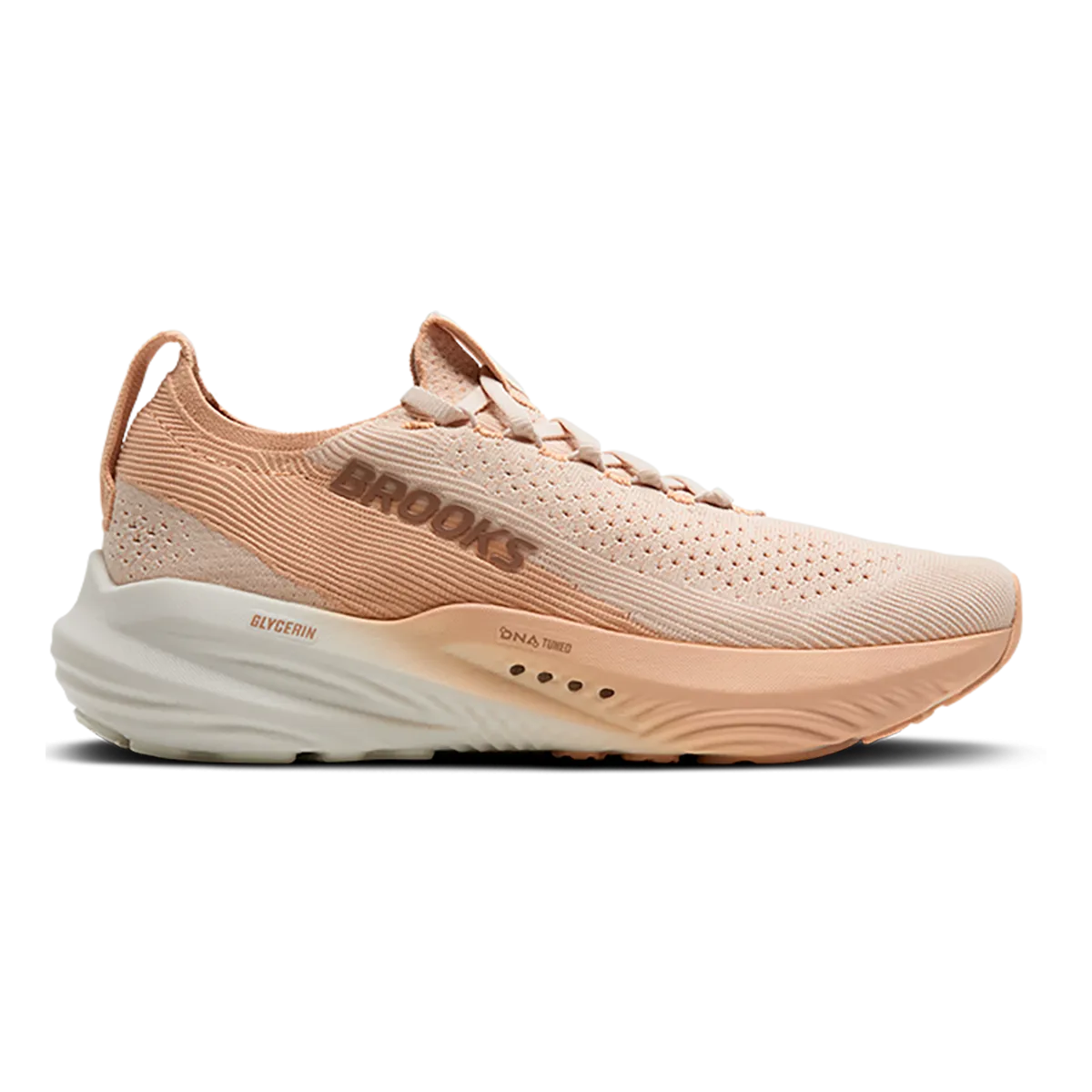 running in high - altitude areas posture support Brooks Glycerin StealthFit 22