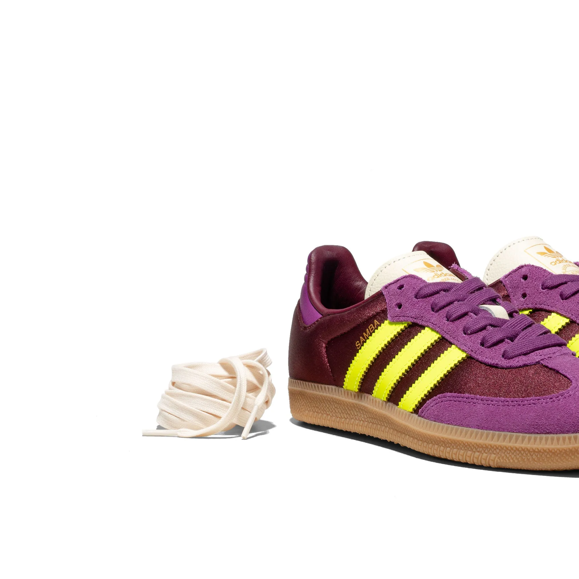 Grip Control Breathable Sole Adidas Originals Samba OG W Maroon/Rich Mauve/Gum