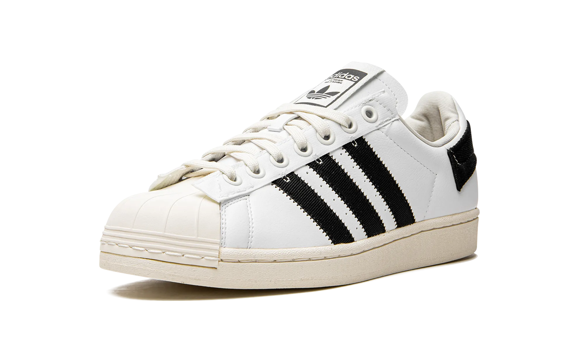 Superstar "Parley" Timeless Feel Outfit Match