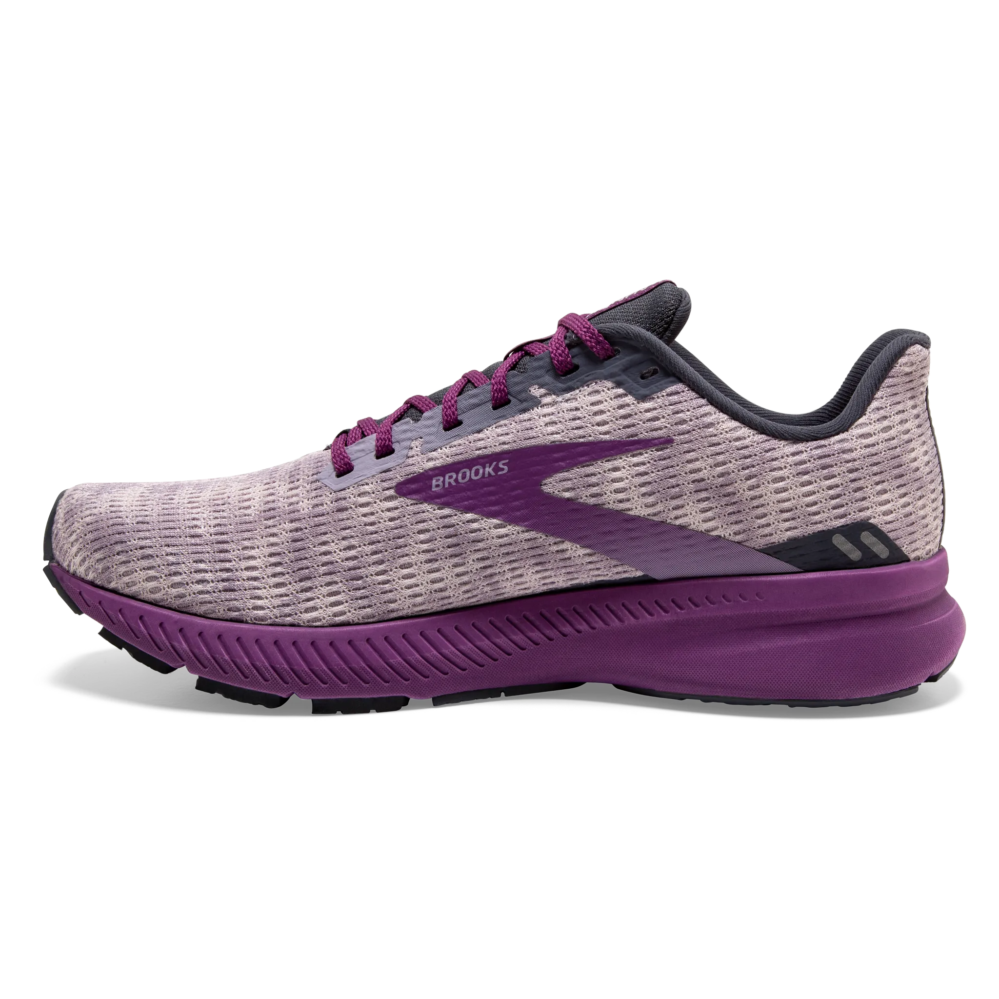 Energy Return Outsole foot - ventilation running shoes Women's Launch 8