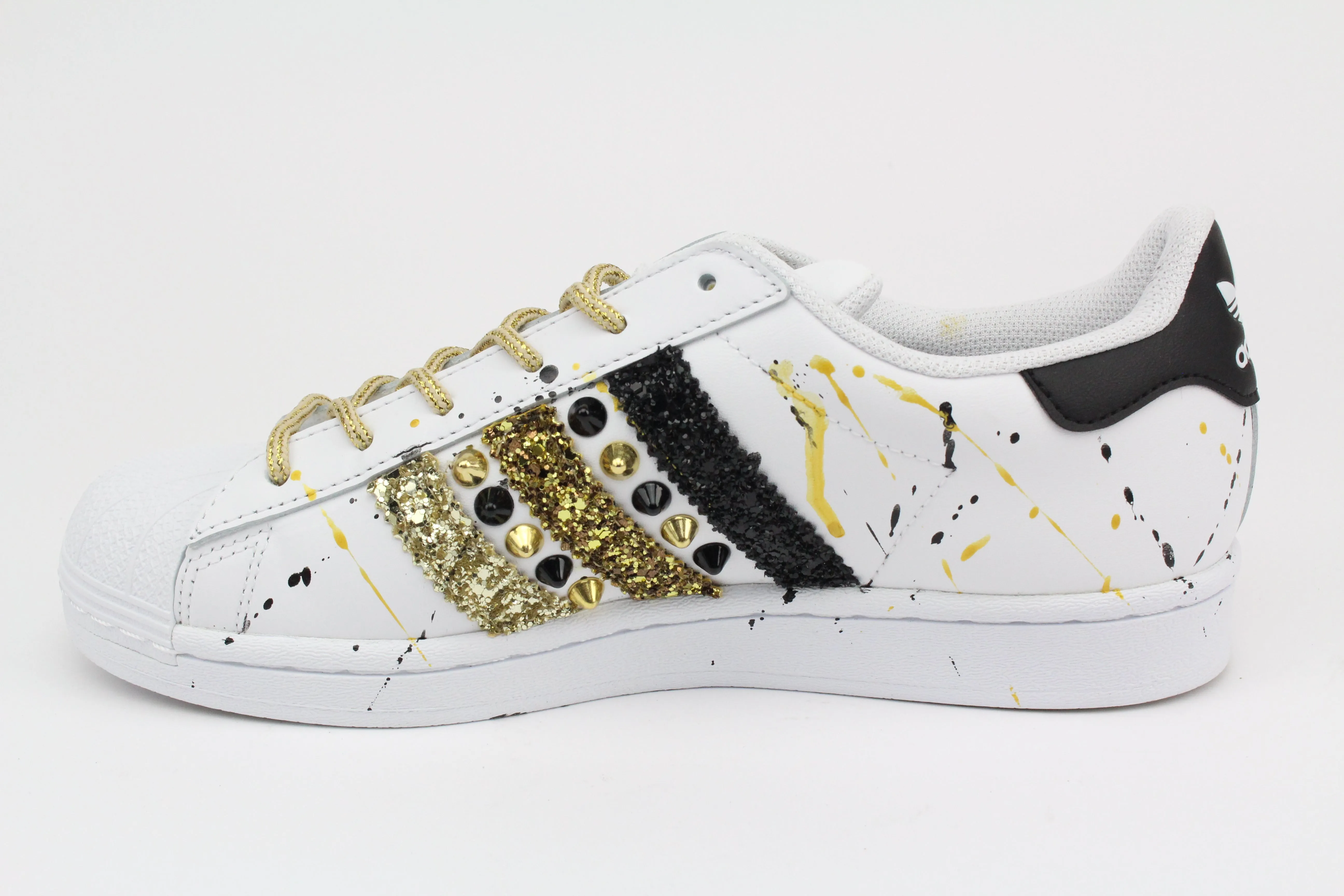 Adidas Superstar Glitter Borchie & Vernice Oro Outfit Boost