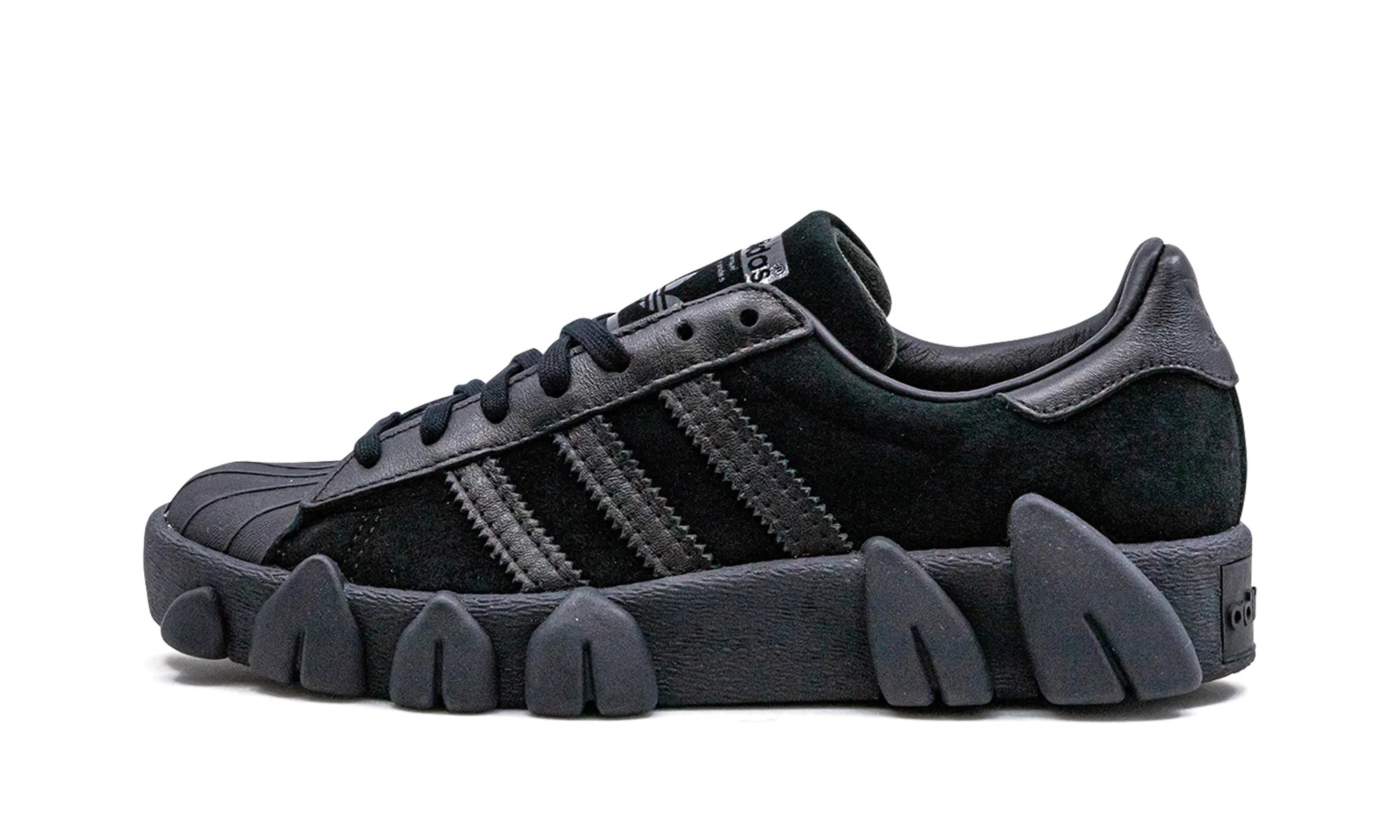 Roomy Feel Happy Walk SUPERSTAR 80S MNS WMNS "Angel Chen Core Black"