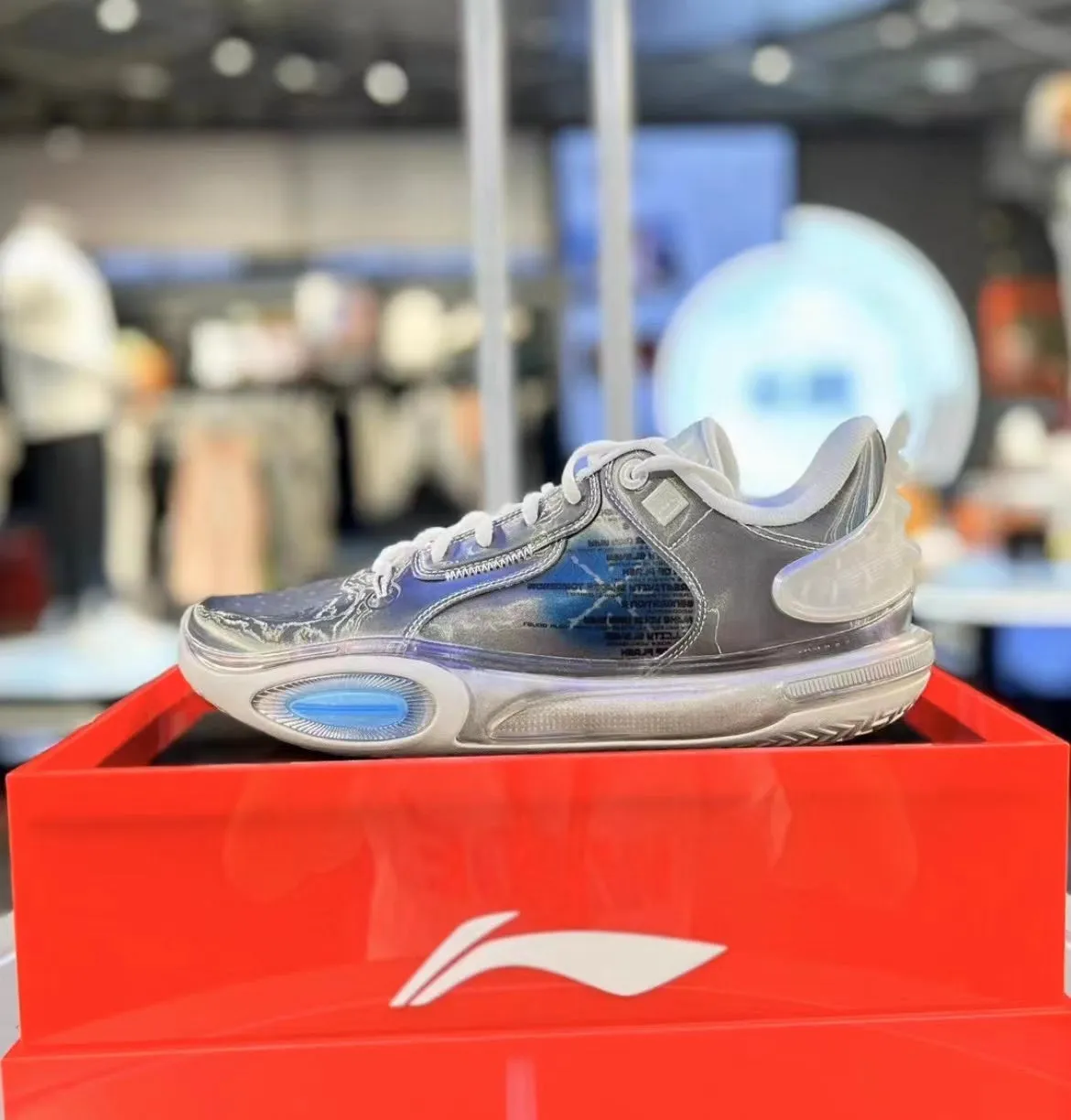 Sweatproof Li Ning Wade All City 11 - DNA