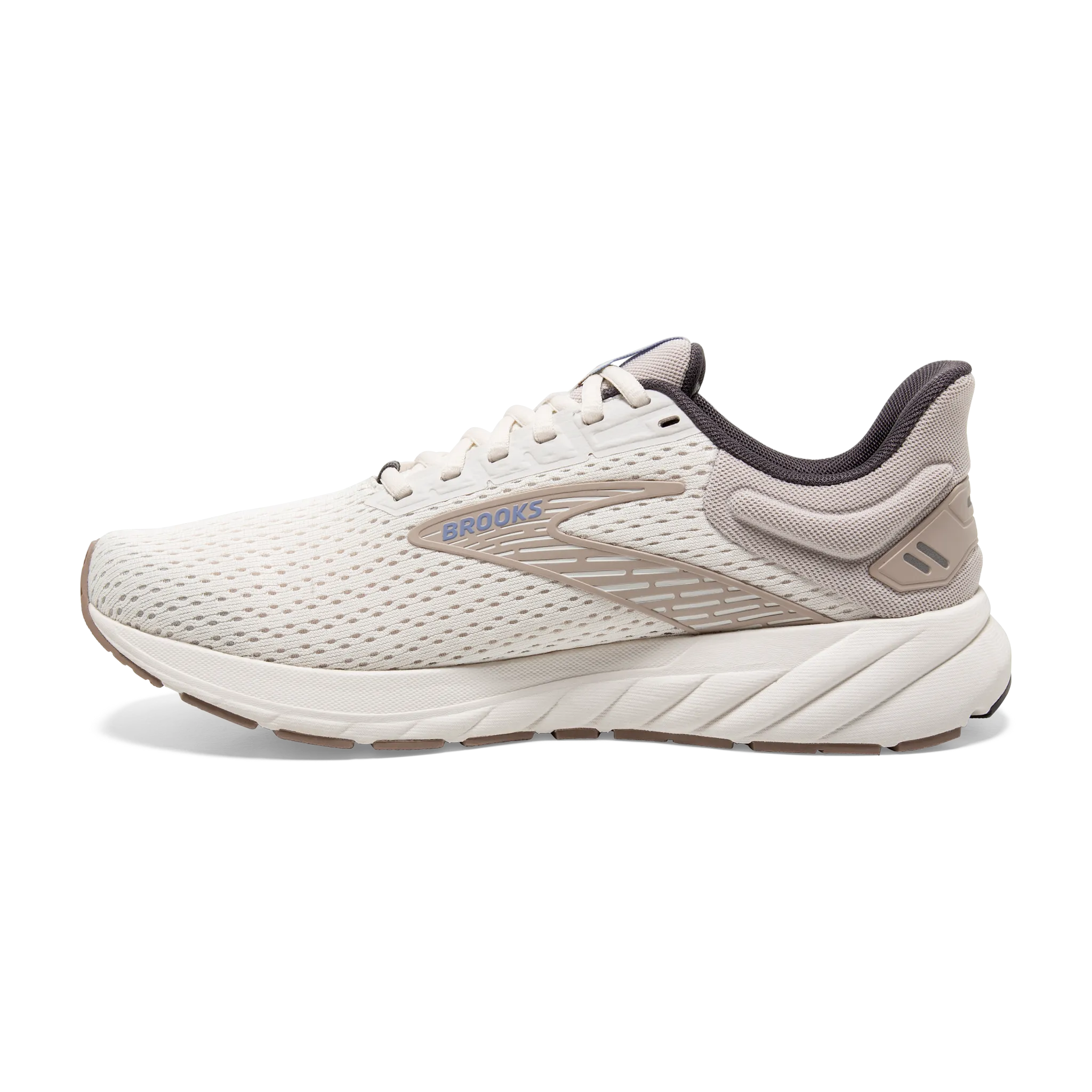 plyometric training running shoes running with a water bottle Women's Anthem 6