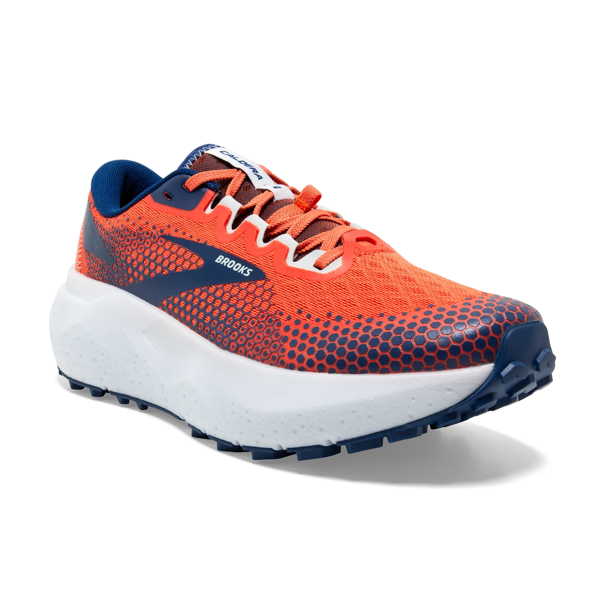 running in an airport area shoes Men's Caldera 6