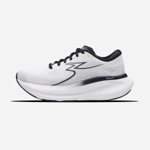 361-ELEOS: White/Black Warm Up