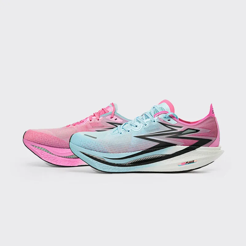 adventure running shoes running with a maximalist style Flame 4 "Reverse"