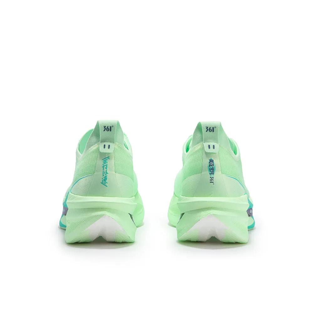 FURIOUS 2.0 running in a race shoes