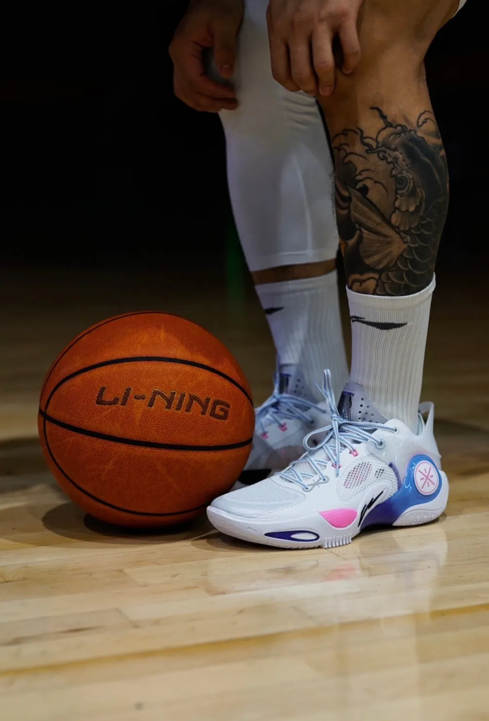 Li-Ning Wade Fission 8 - Wing Vein Quick Lateral Motion
