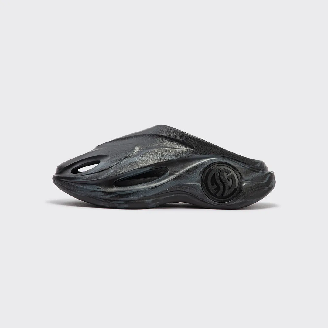 AG Whale 2 "Dark Matter" Slip On Style
