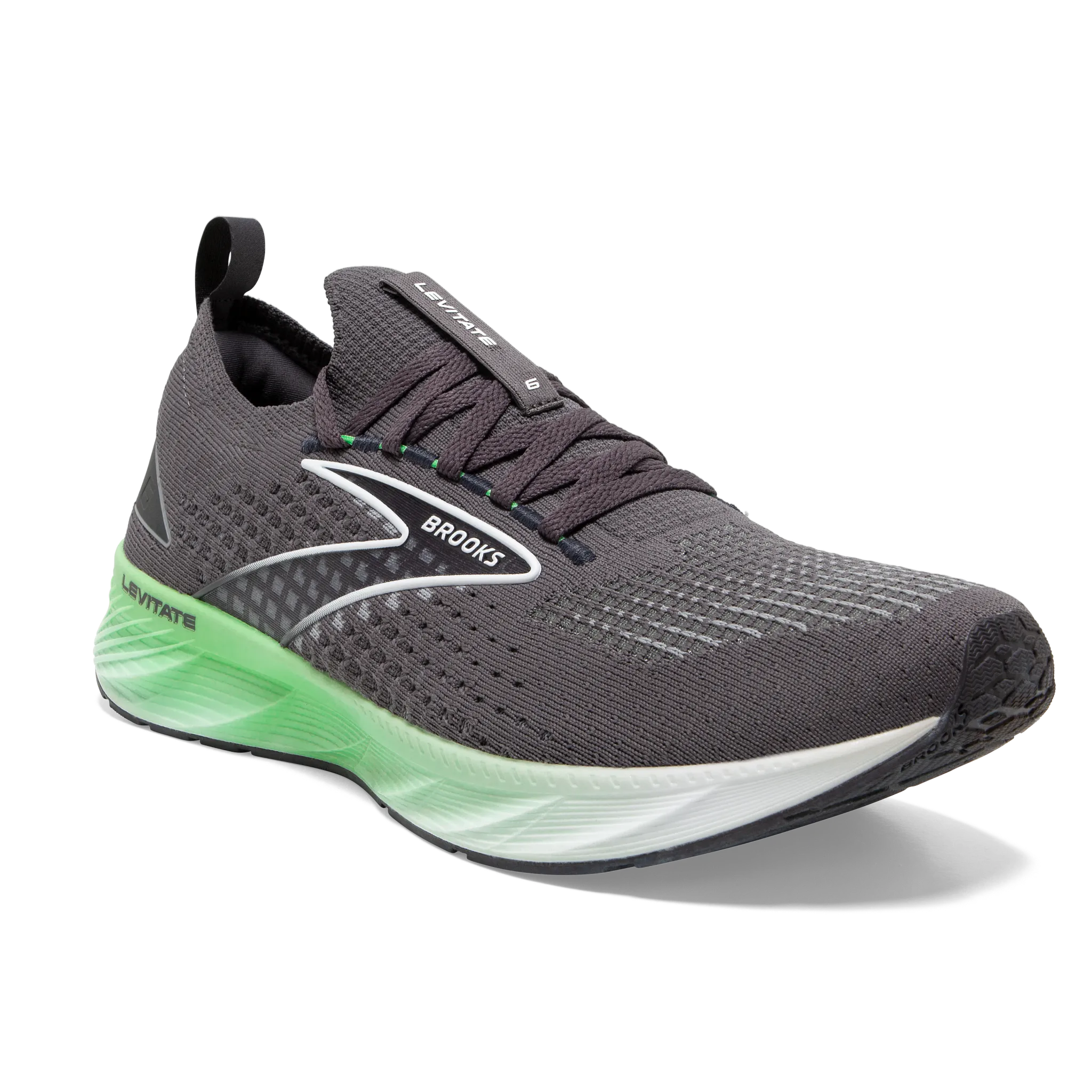 running in a reservoir area shoes Smooth interior Men's Levitate StealthFit 6