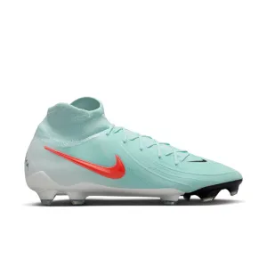 Control Focus Enhanced Performance Nike Phantom Luna II Pro Firm Ground Cleats