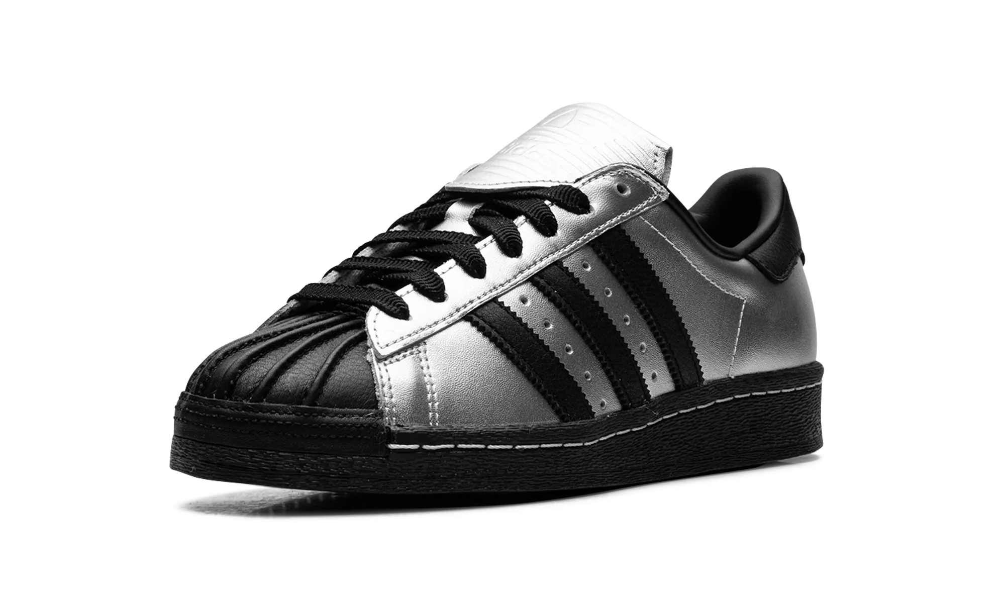 Superstar 82 WMNS "Metallic Silver Black" Balanced Style Zip Closure