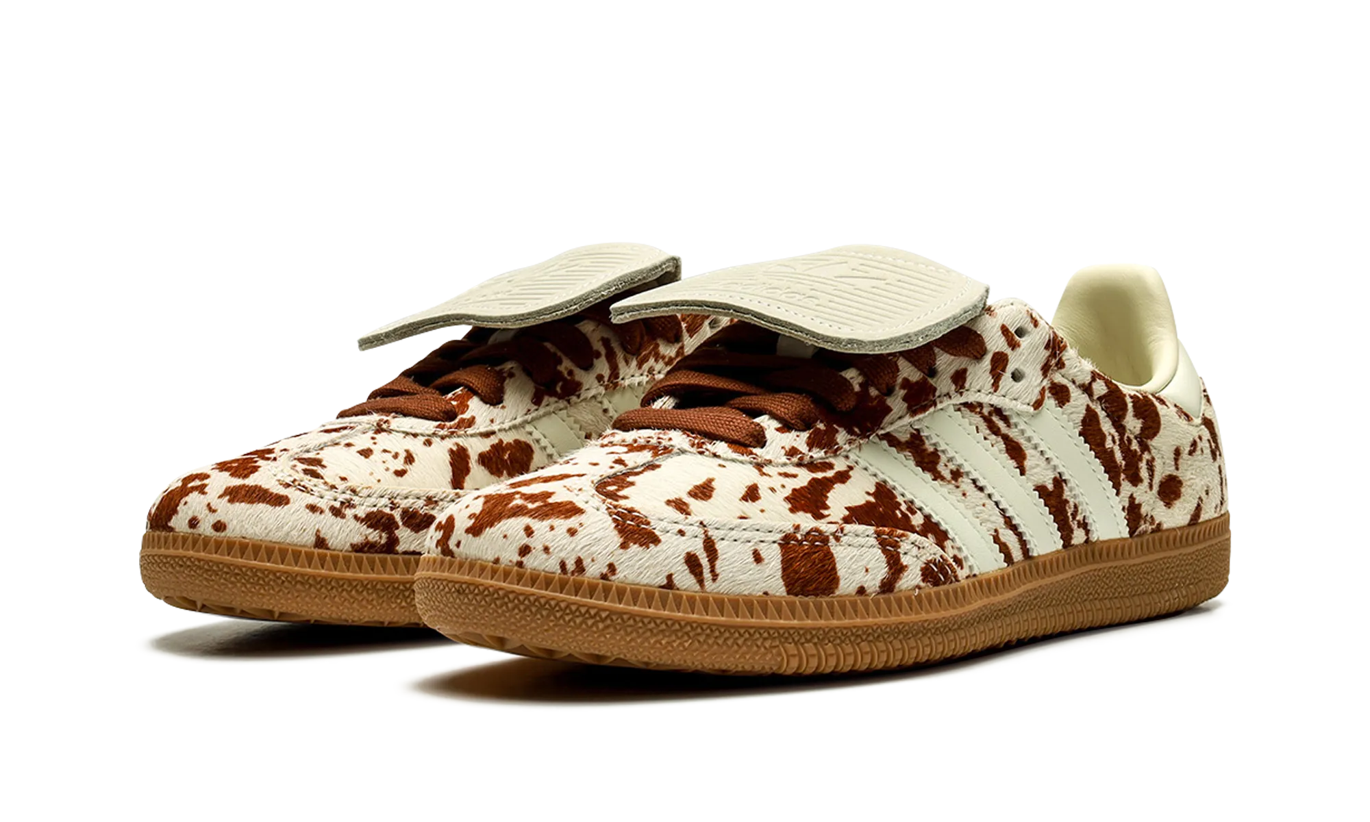 Samba LT WMNS "Cow Print Brown White" party look