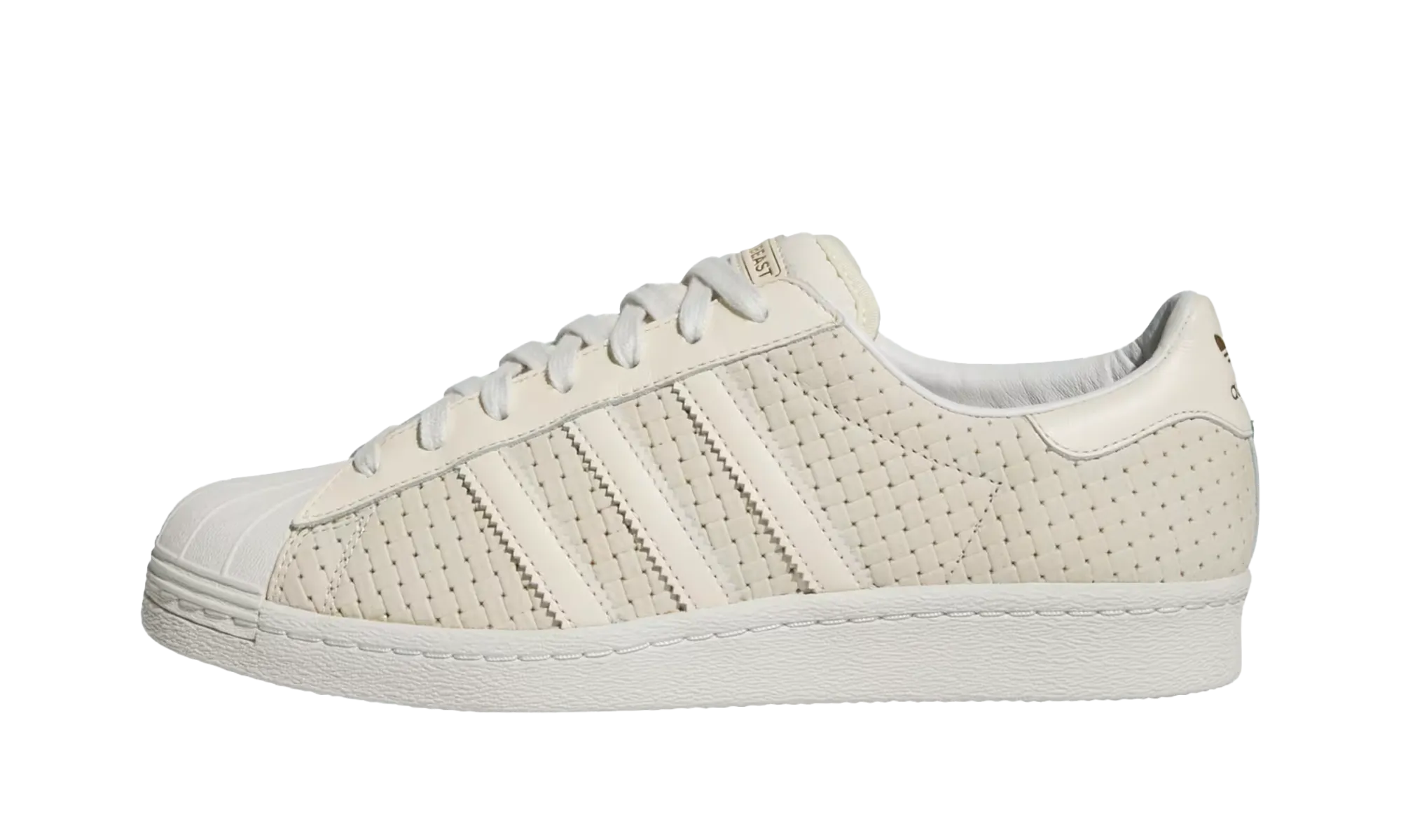 Mood Match Comfy Steps Superstar ADV "Arrow & Beast - Wonder White"