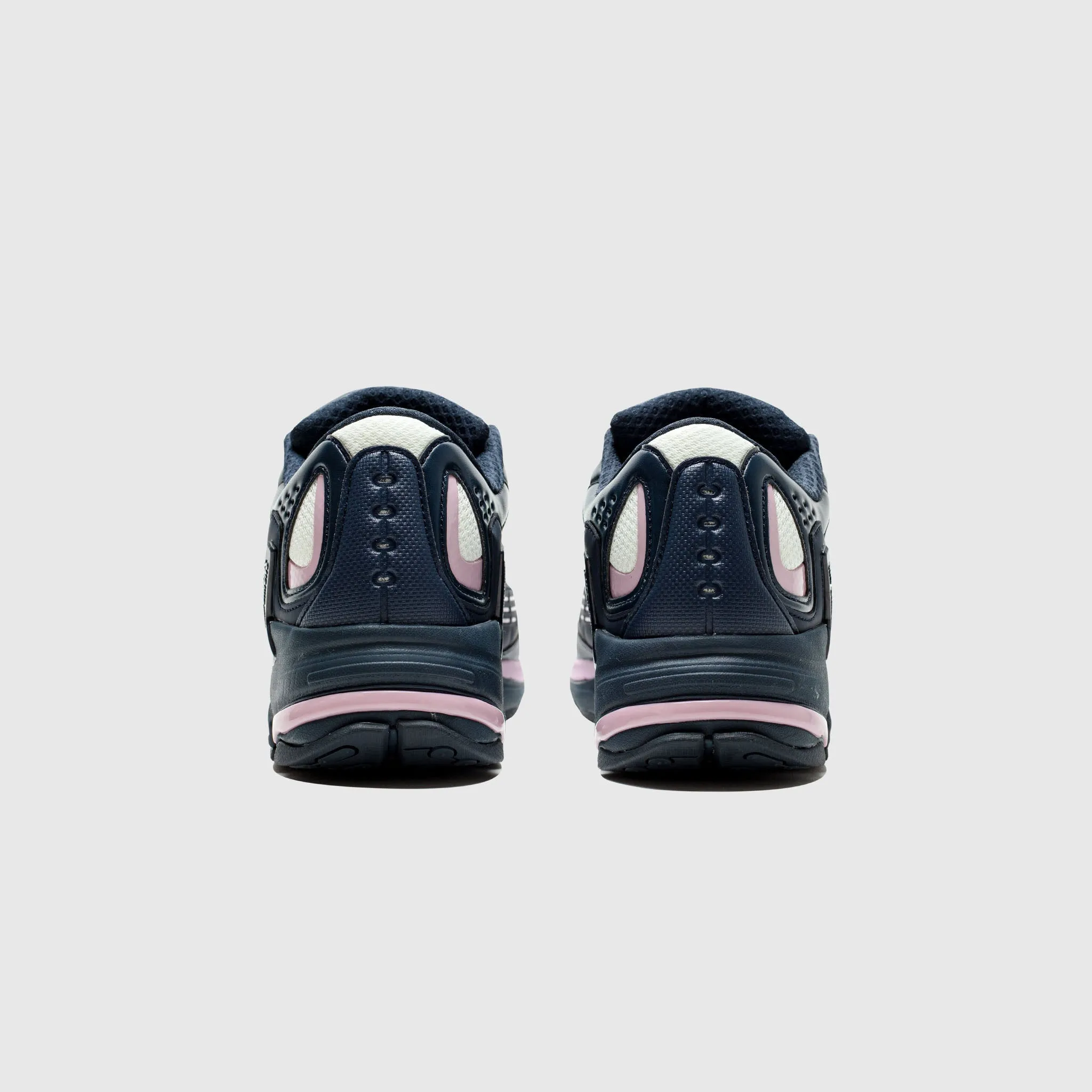 (RUNNER) ULTRASCEPTRE French Soft Supportive Core Weekend Warriors
