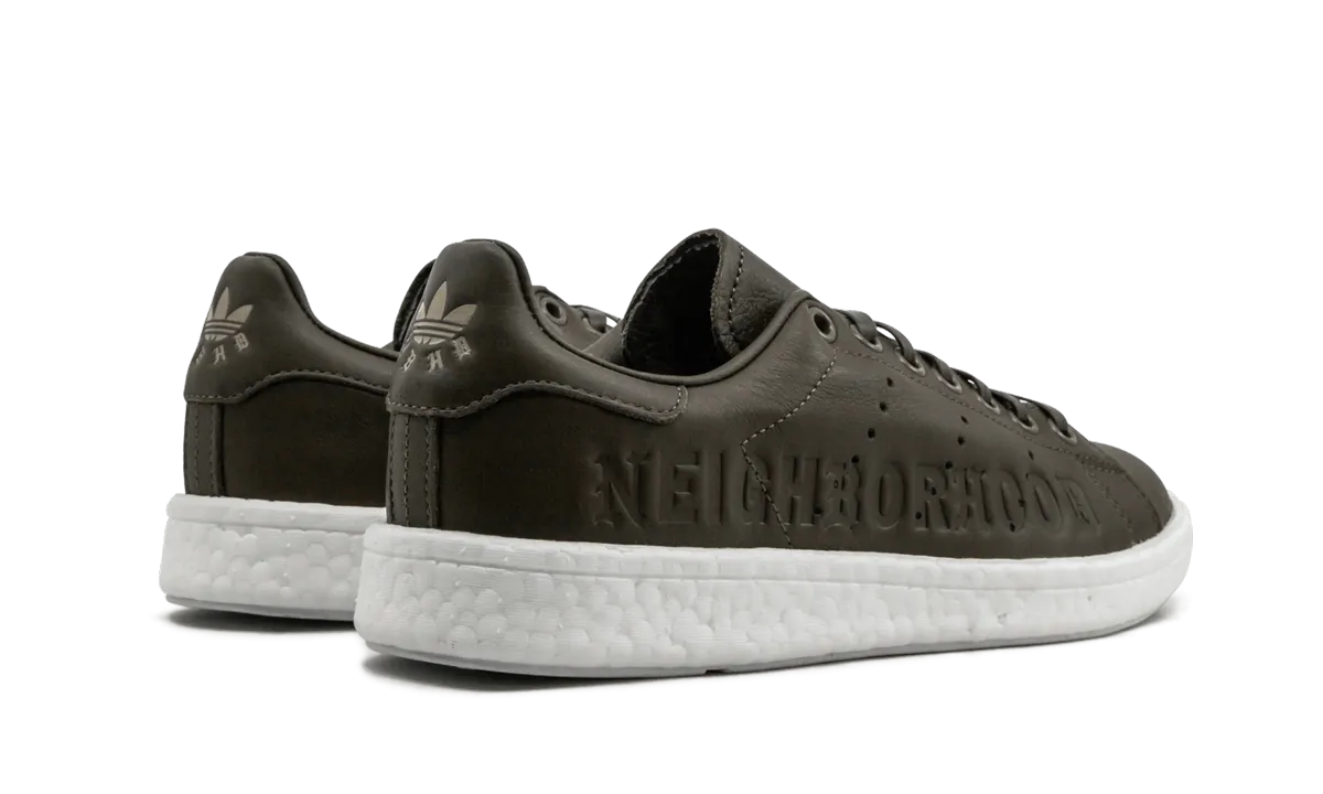 Tunnel Step Stan Smith Boost NBHD