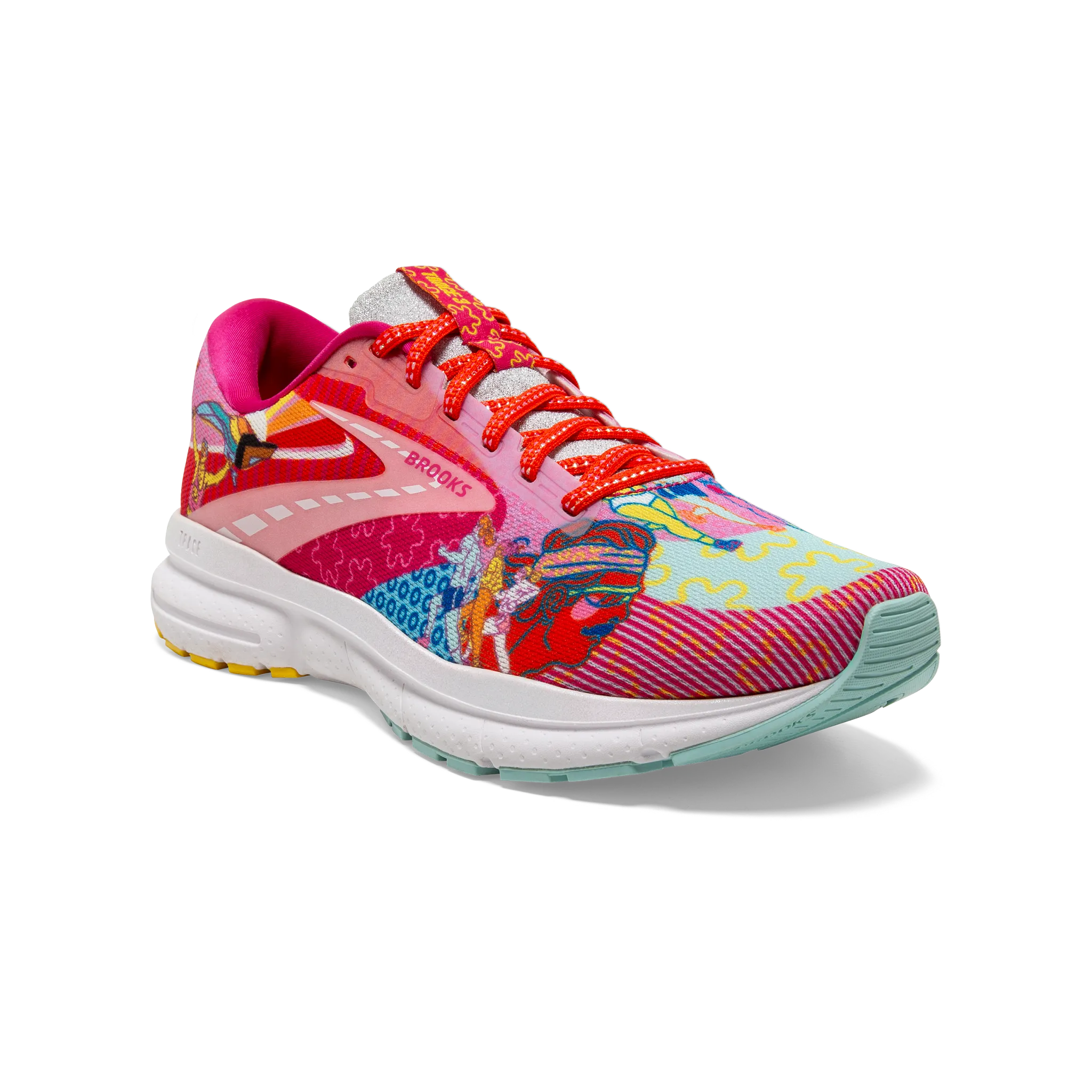 Toe Spring Geometry Microporous Foam Women's Trace 3