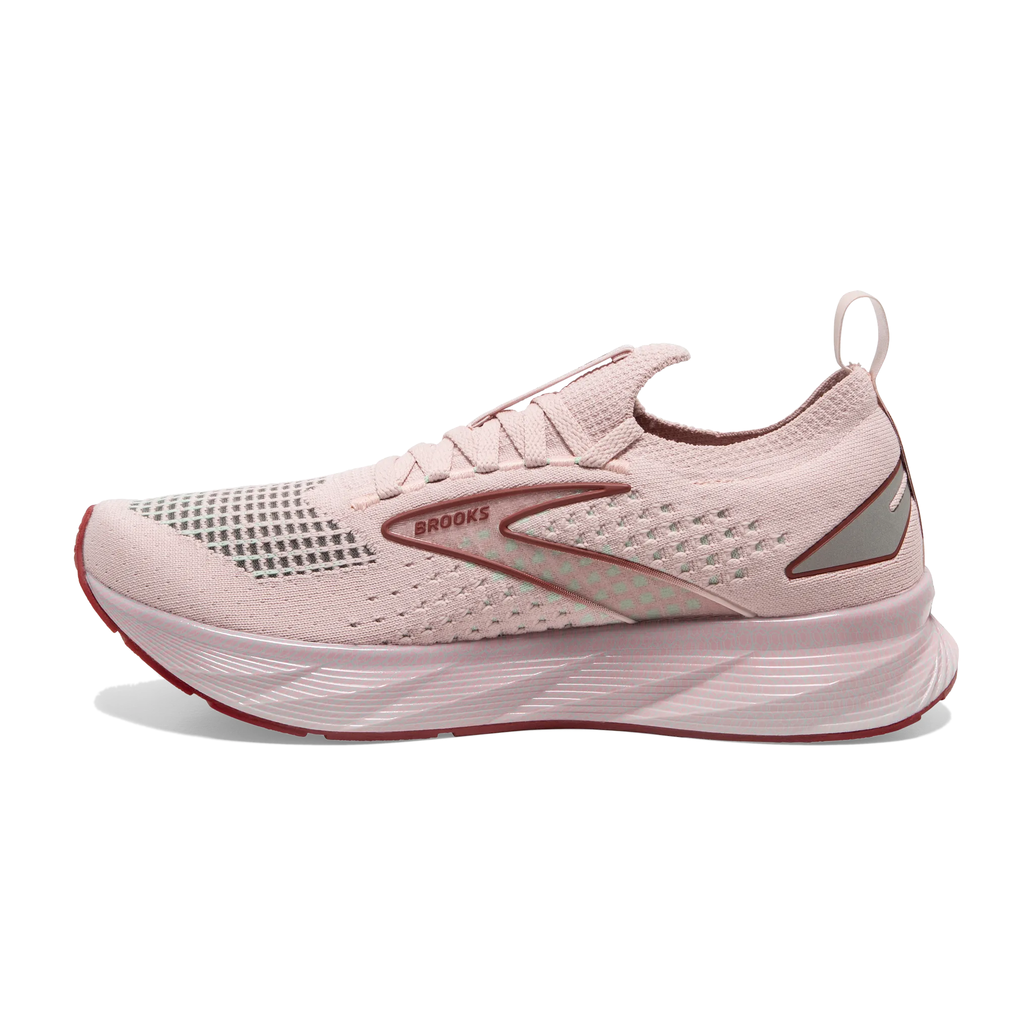 running in poorly - maintained tracks shoes running in a modern bridge area shoes Women's Levitate StealthFit 6