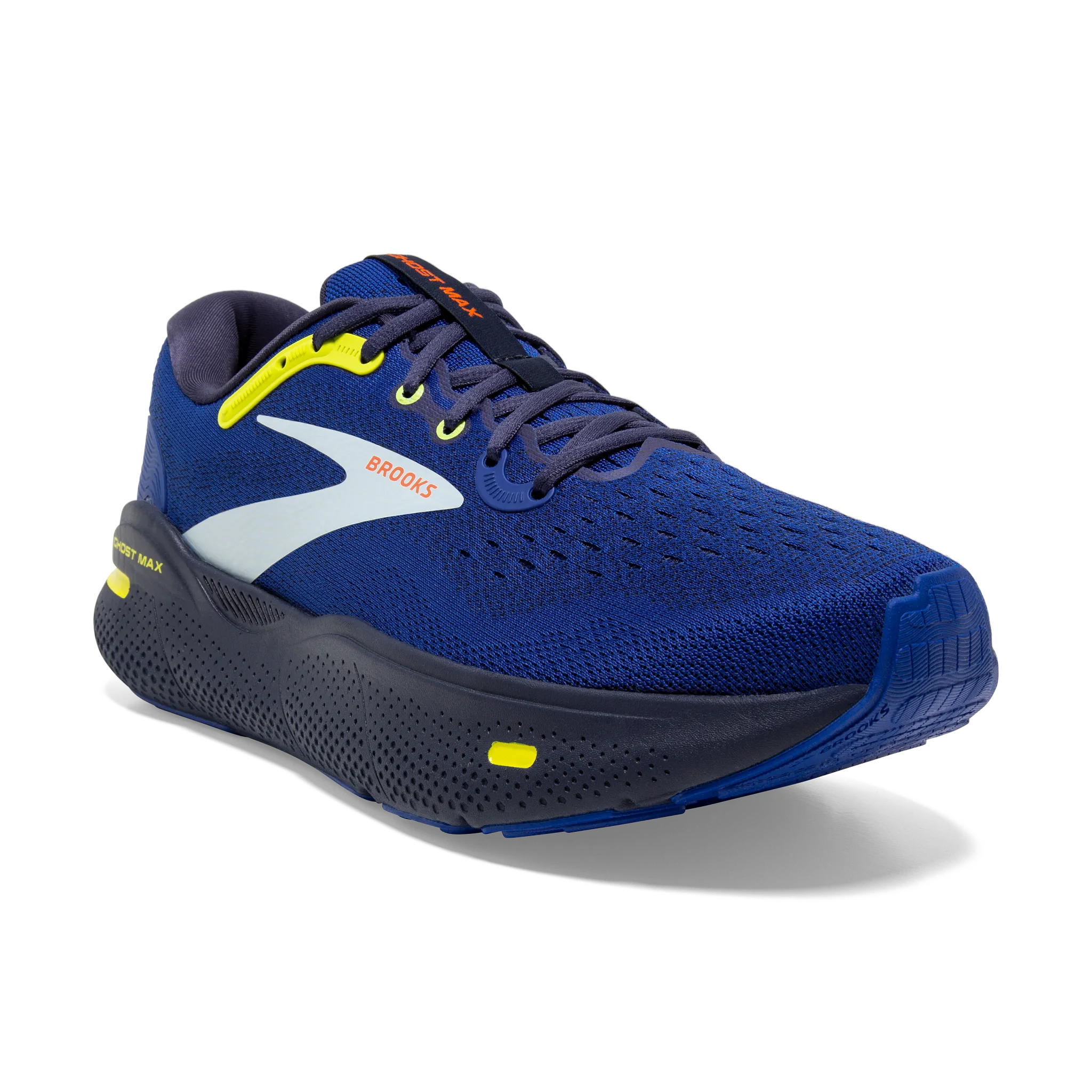 running in a historic bridge area shoes running with dog shoes Men's Ghost Max