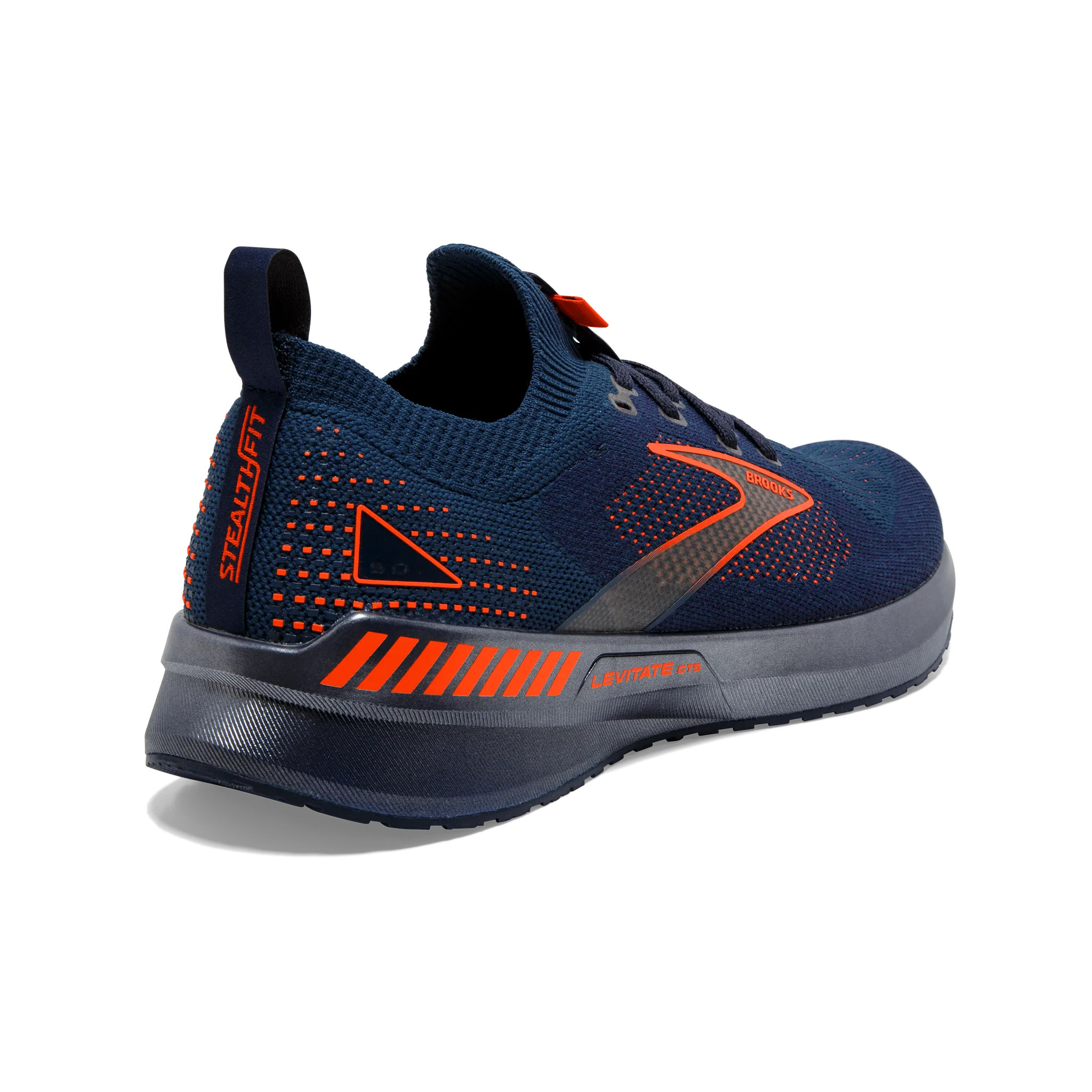 lugged outsole shoes narrow - toe - box running shoes Men's Levitate StealthFit GTS 5