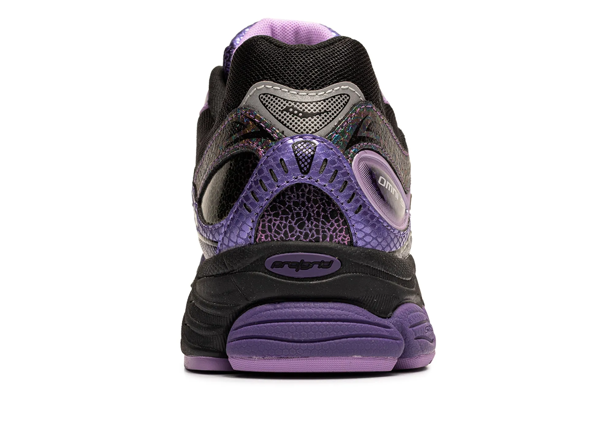 toe - hugging Saucony Progrid Omni 9