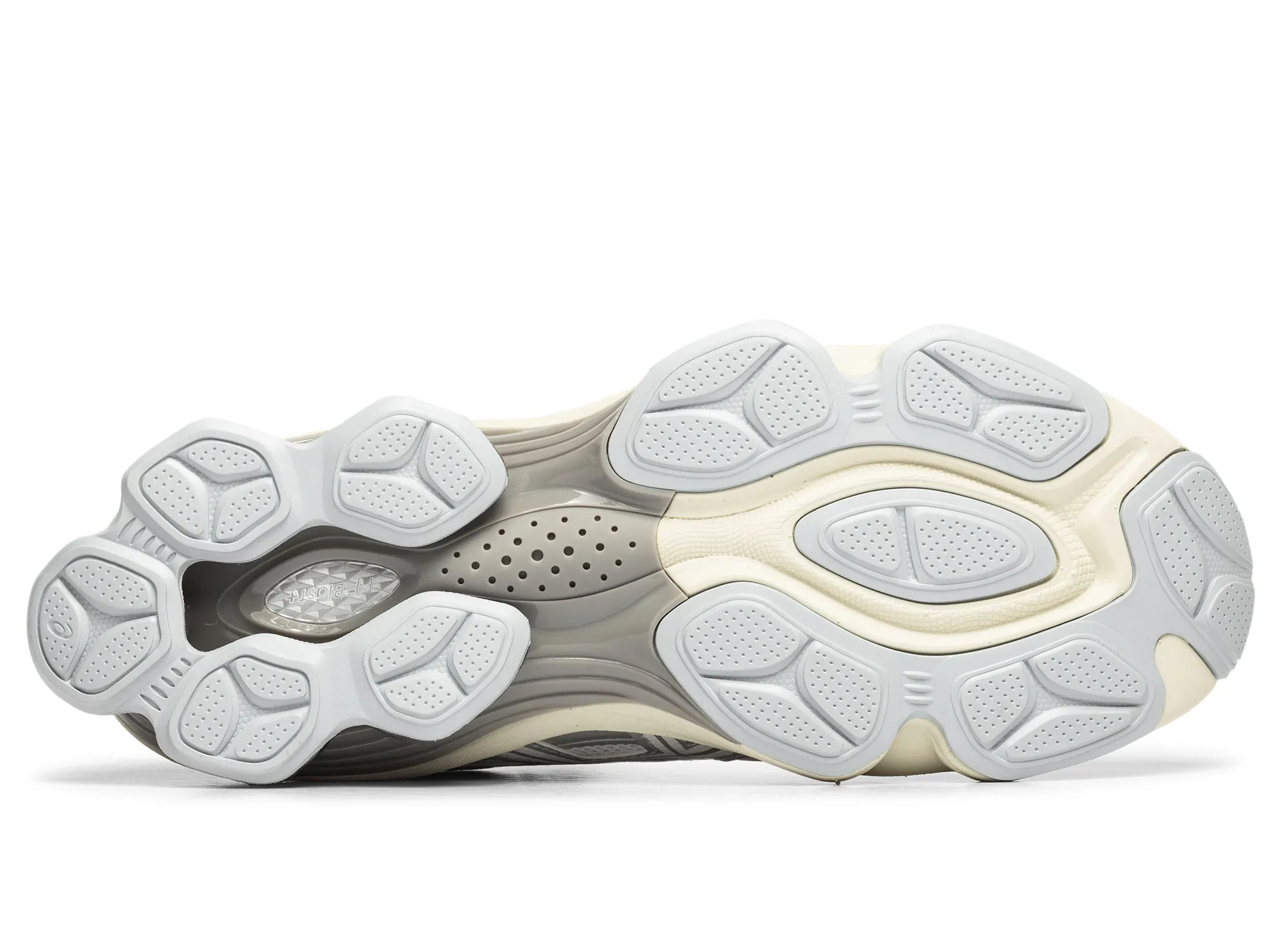 Oversized Cushioning uneven - terrain shoes Asics Gel-Quantum Fluent 'White / White'