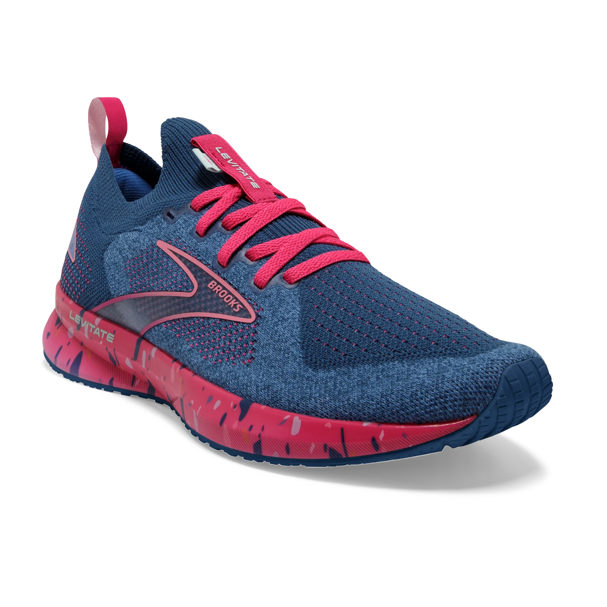 running in a kelp forest area shoes Women's Levitate StealthFit 5