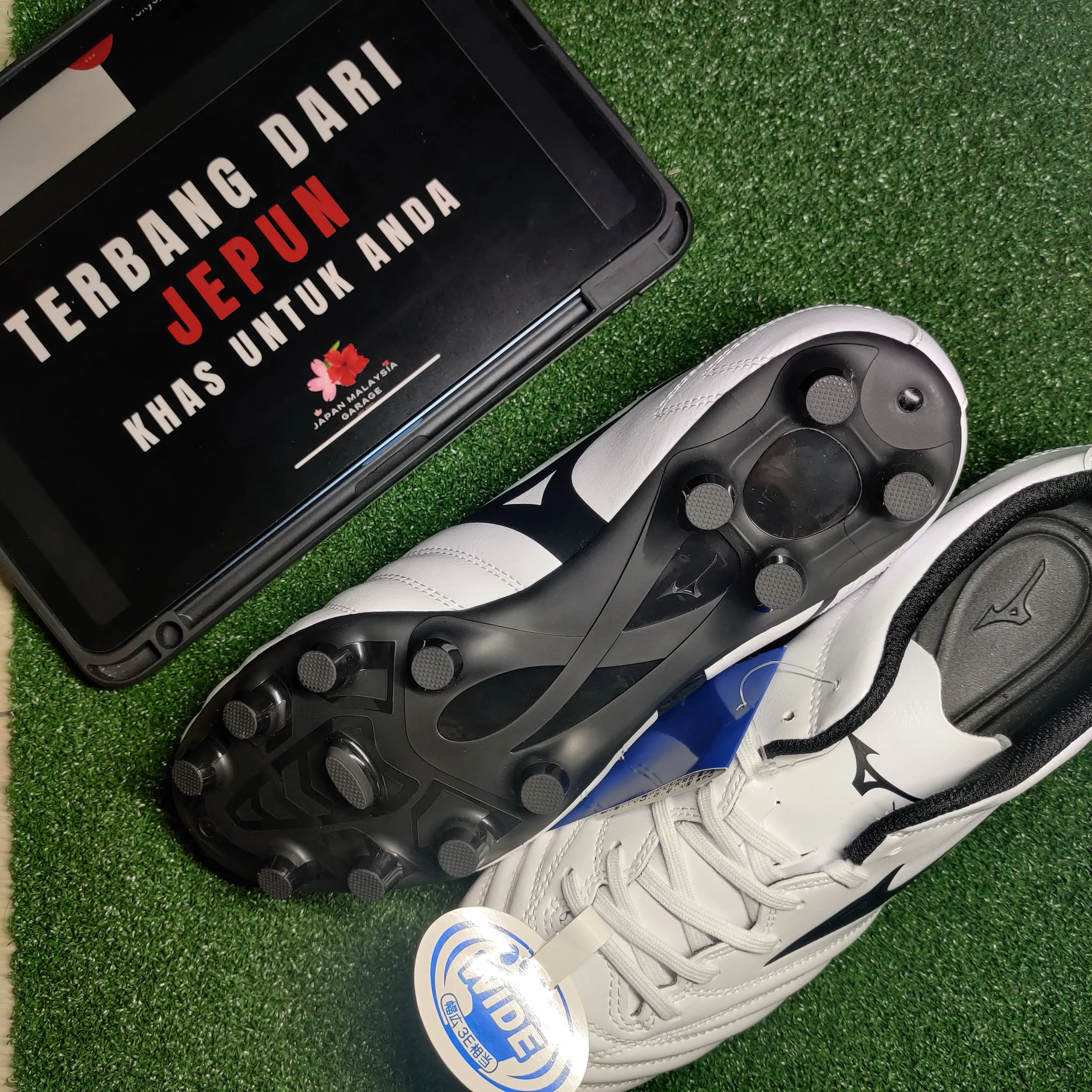 Mizuno Monarcida Neo 2 Select(White/Black) Slippery surface