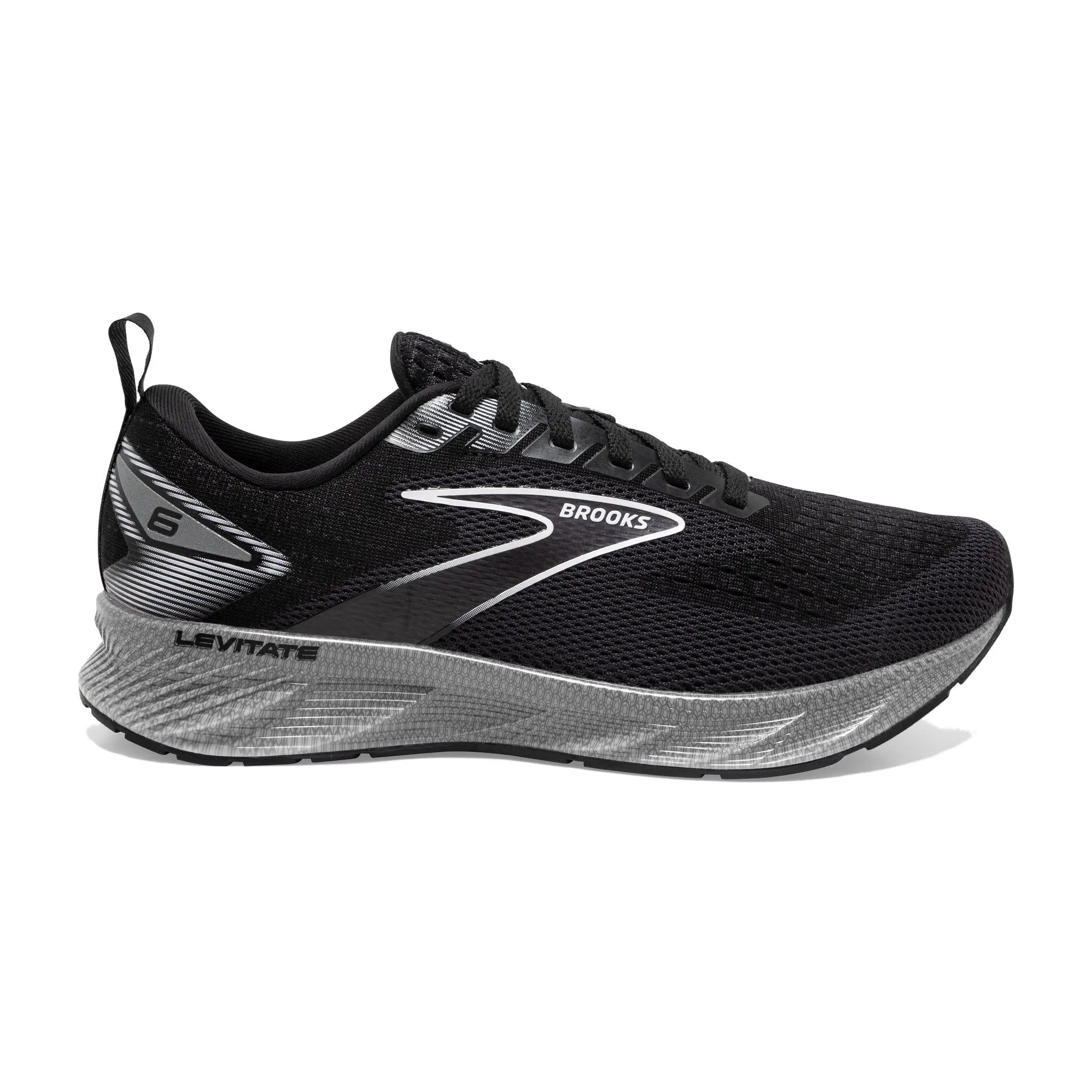 Women's Levitate 6 running in a canal area shoes running in a polar area