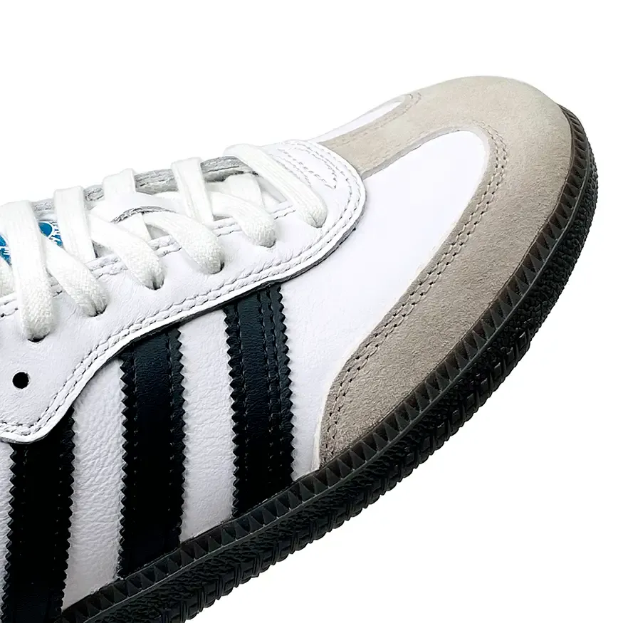 Adidas Skateboarding Samba ADV Shoe Neutral Alignment Design Long Lasting Outsole Durability